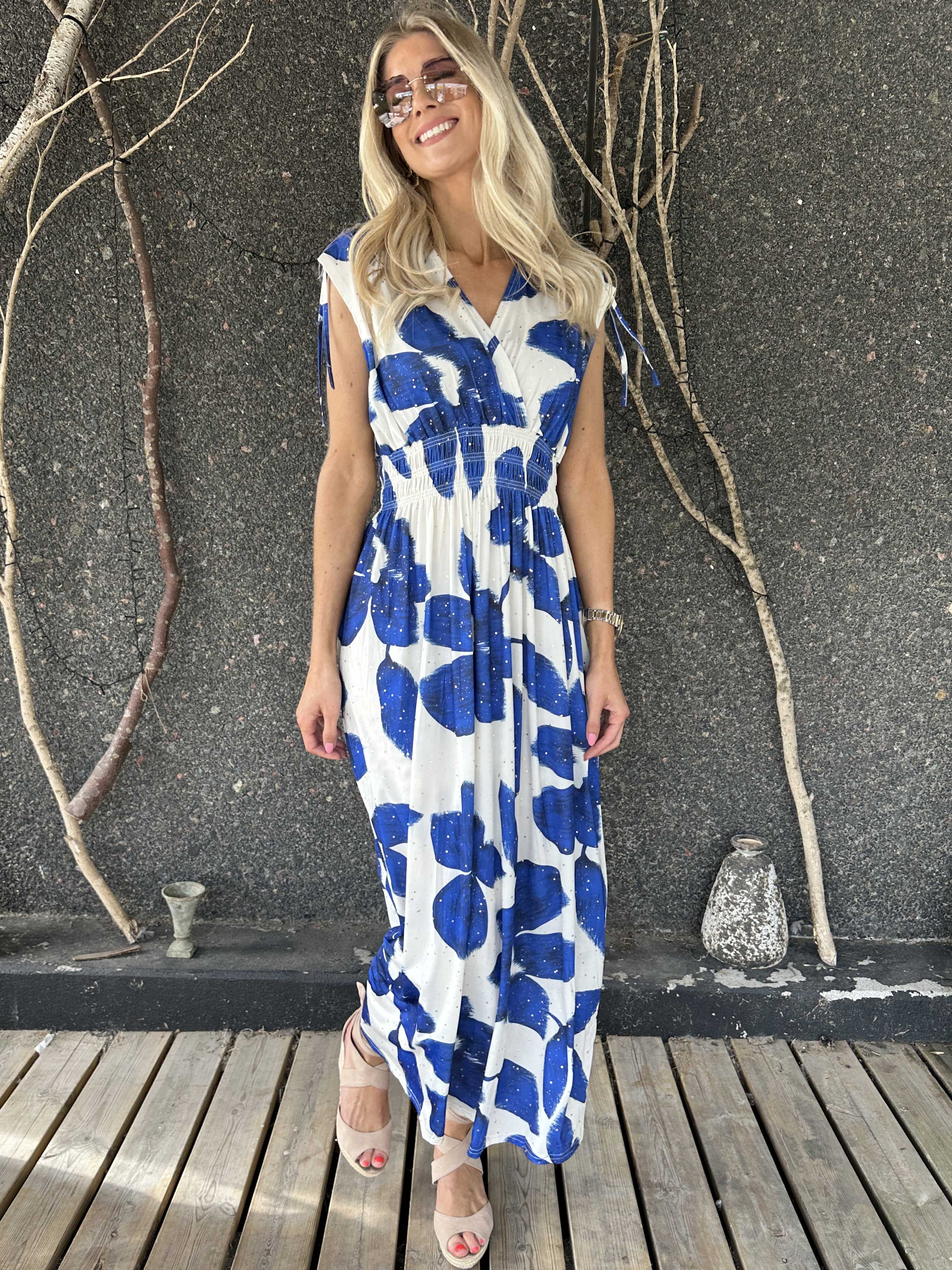 Pams Art Flower Sleeveless - Lång elastisk klänning med stora blomstermotiv