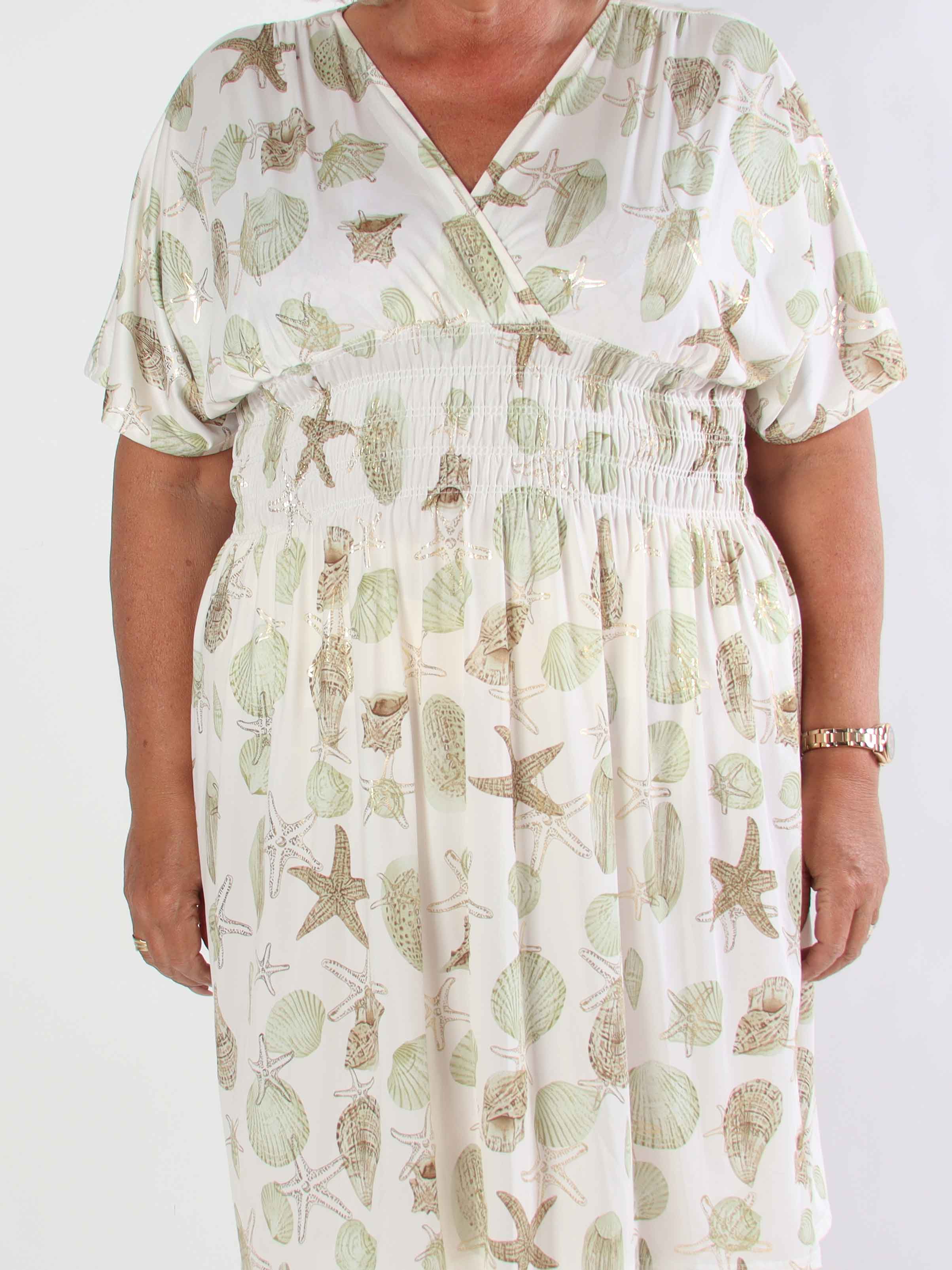 Pams Beach Short - Elastisk plus size klänning med musslor