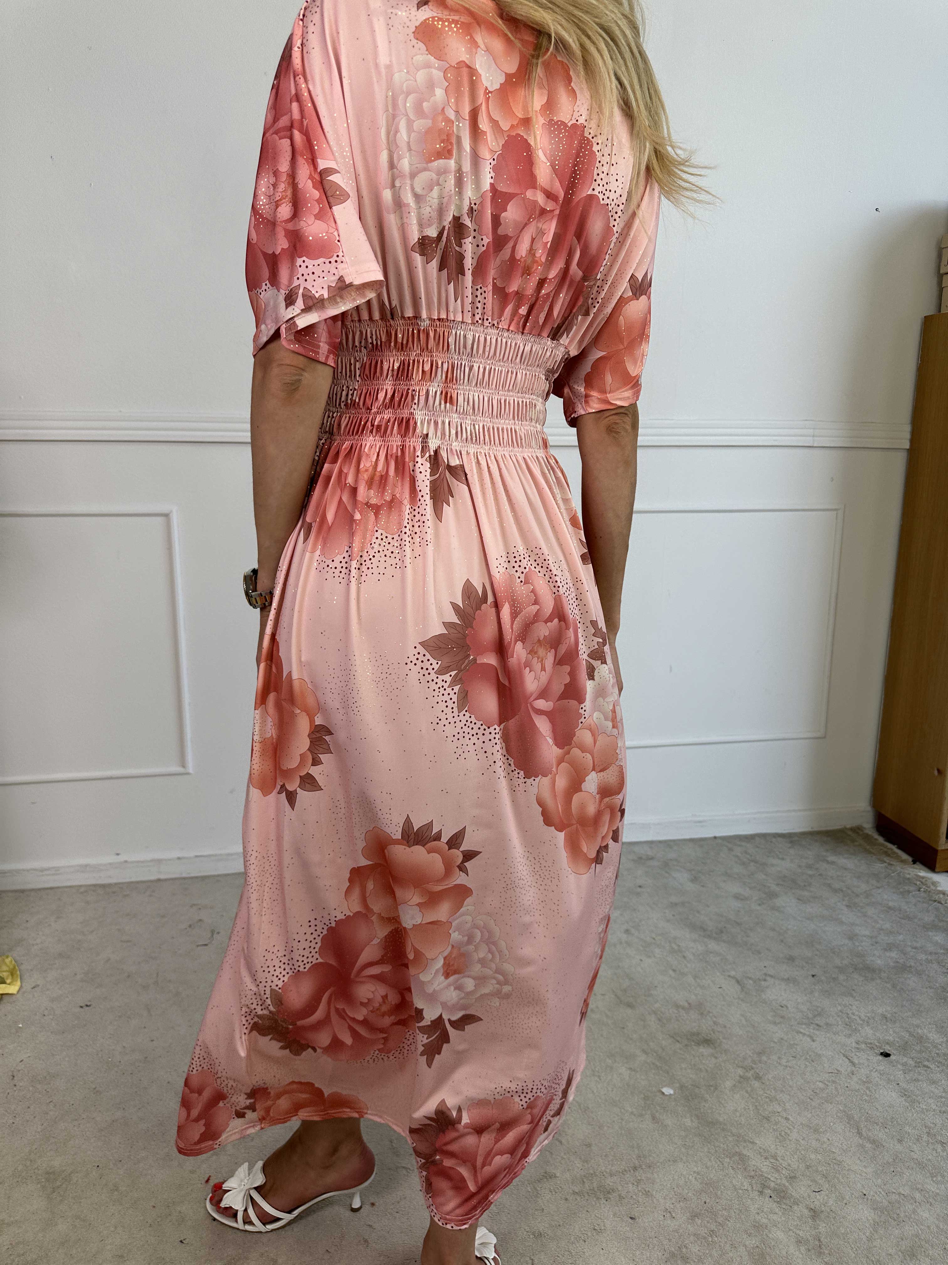 Pams Big Flower - Lång elastisk klänning med blomster motiv