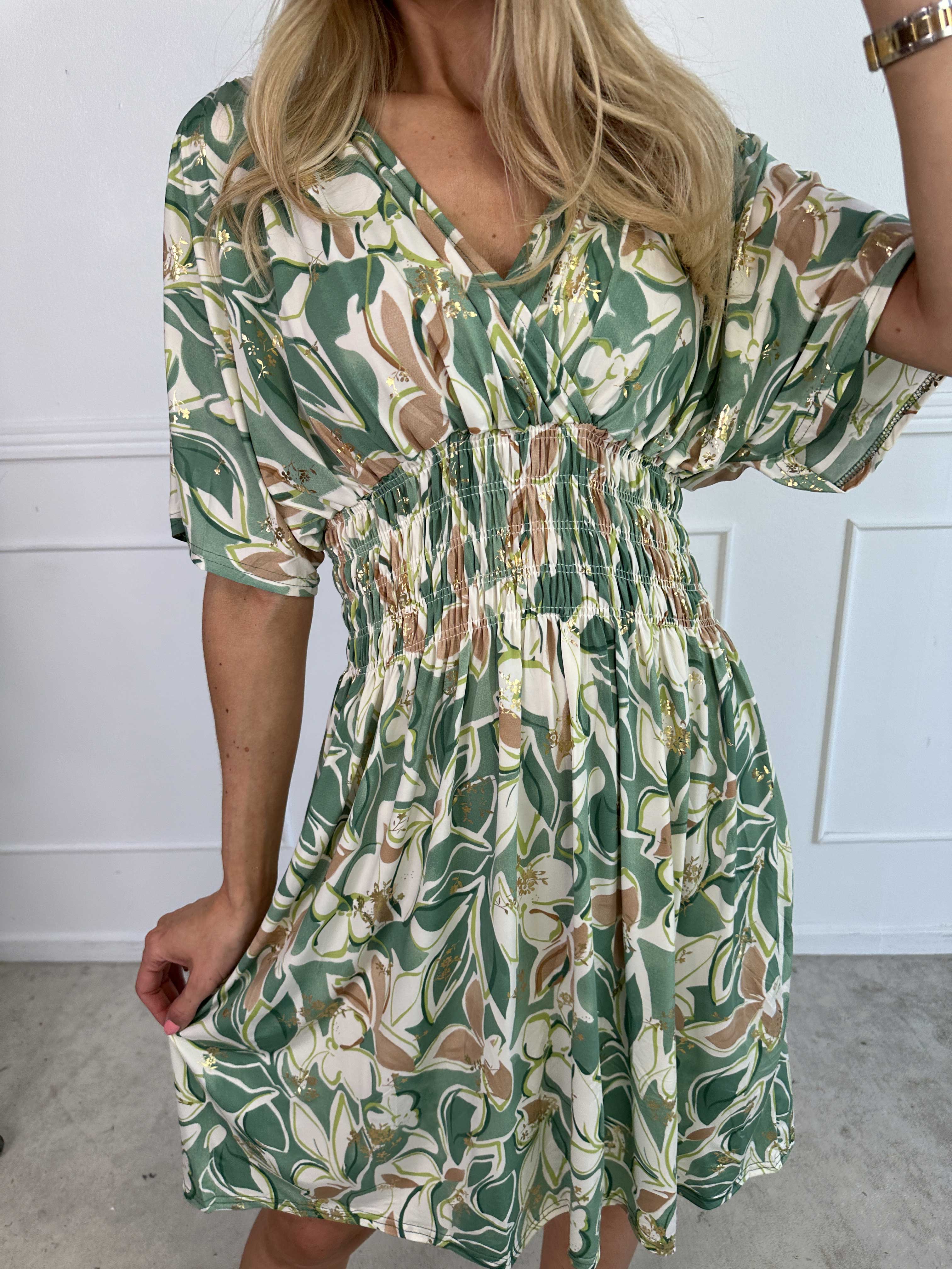 Pams Blossoming Short - Elastisk mönstrad klänning med resår