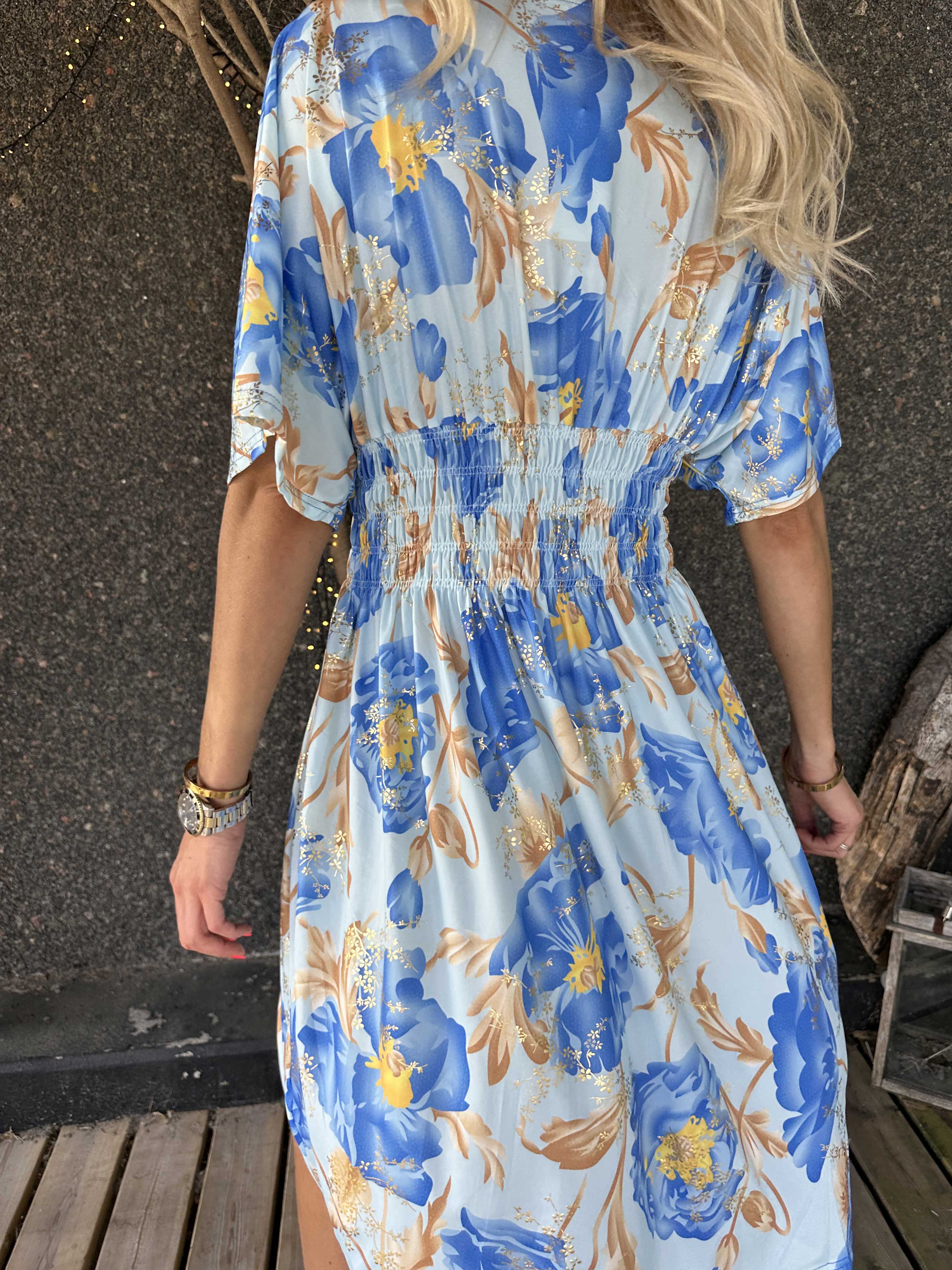 Pams Botanic Short - Stretchig blommig klänning