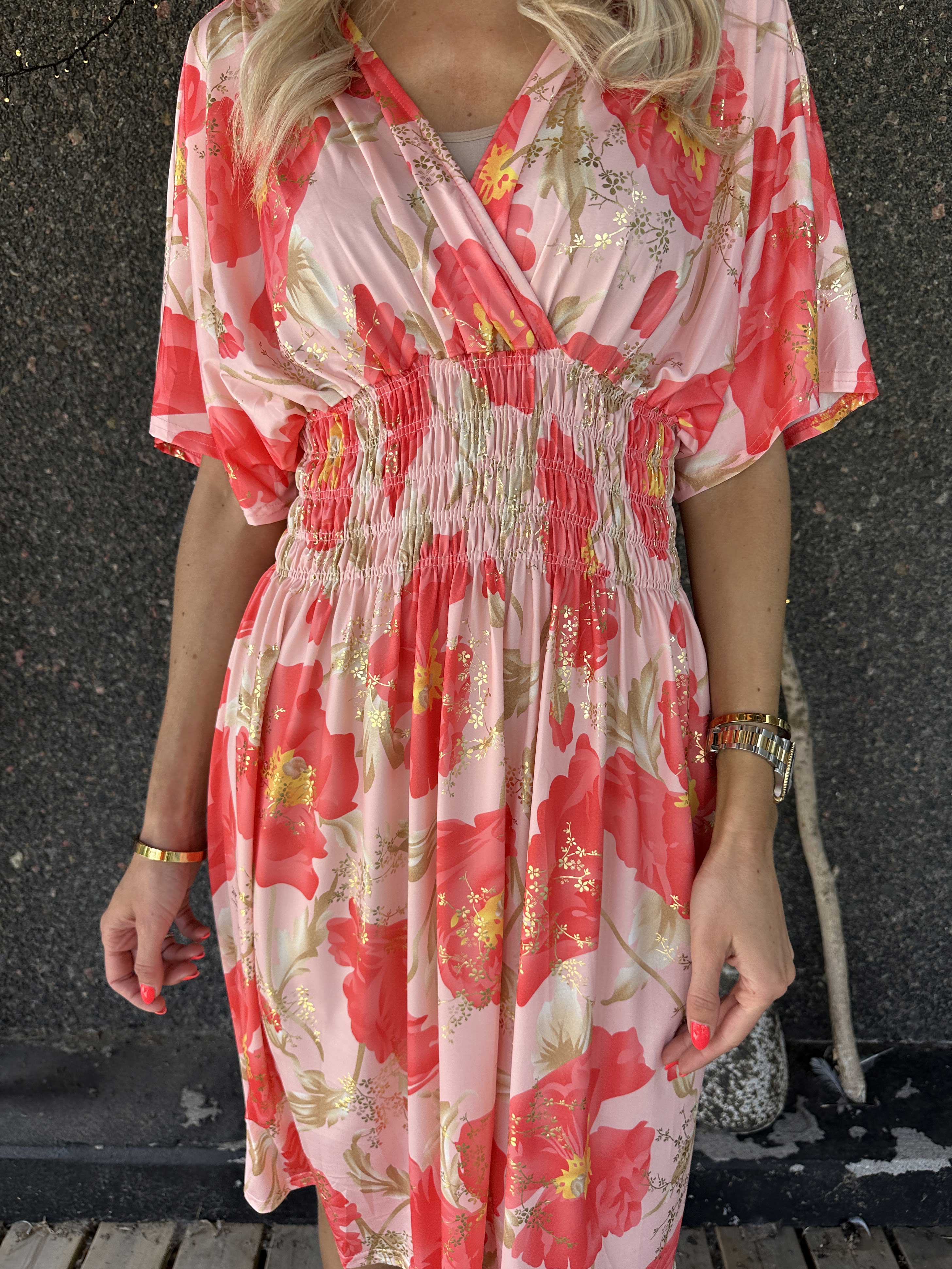 Pams Botanic Short - Stretchig blommig klänning