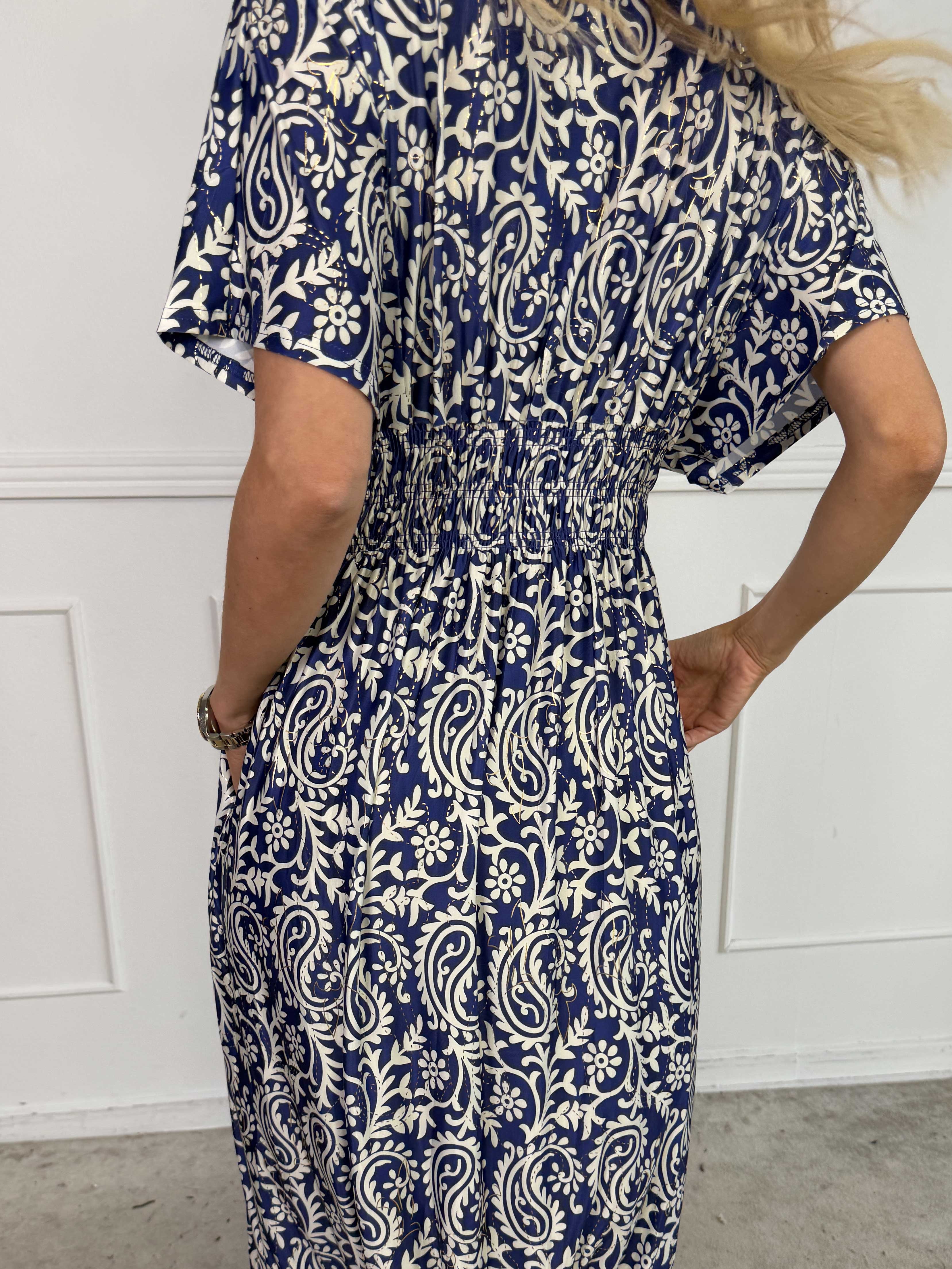 Pams Boteh - Lång stretchig mönstrad klänning med fickor