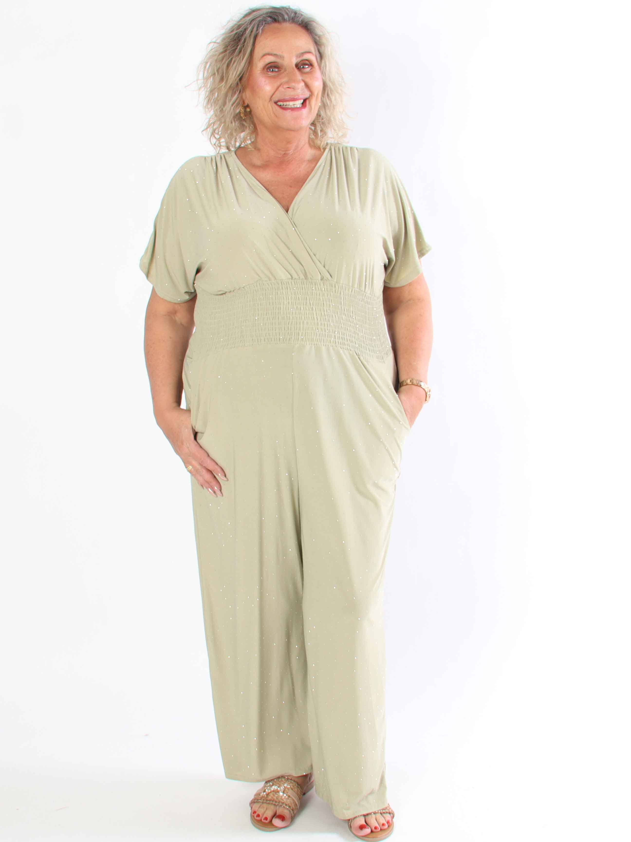 Pams Crystal Jumpsuit - Elastisk plus size byxdräkt pyntad med strass