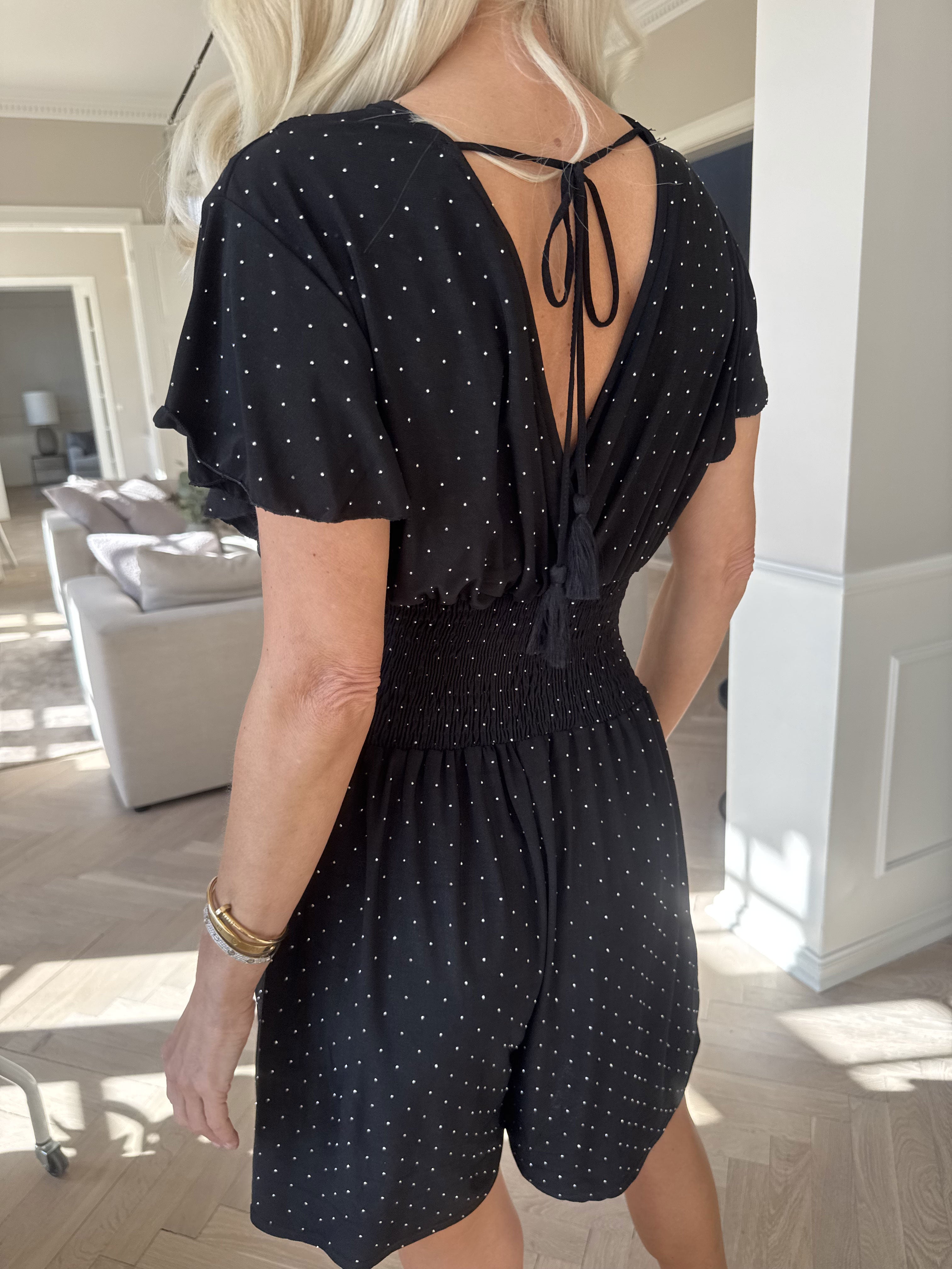 Pams Crystal Playsuit - Elastisk jumpsuit med gjutform