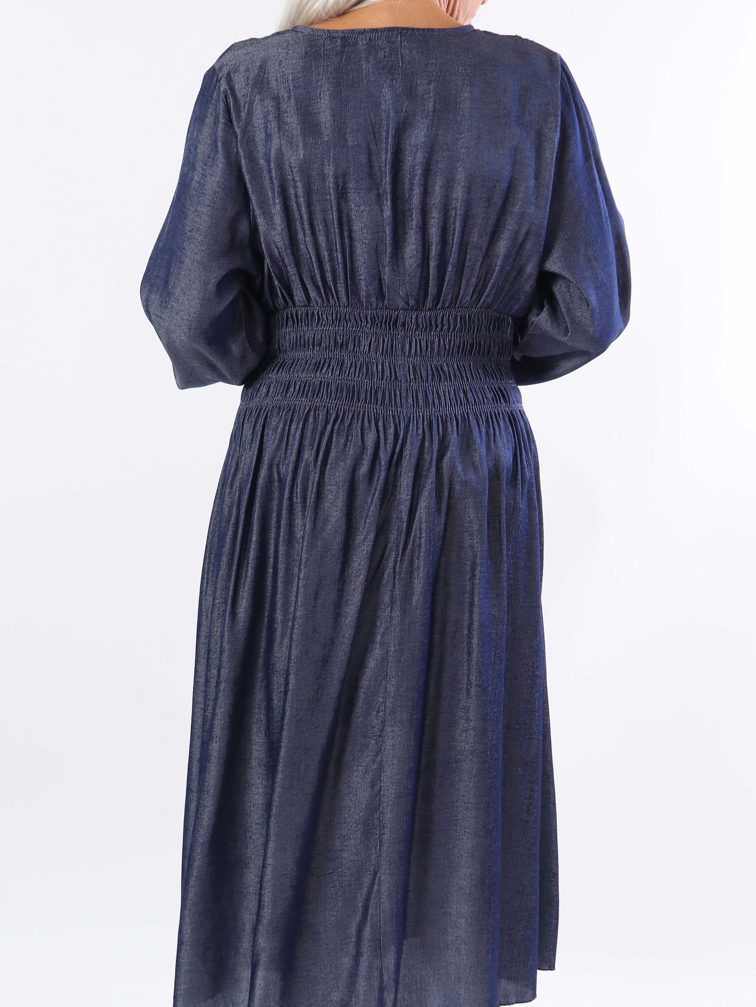 Pams Denim Midi L/S - Plus size klänning med smock i midjan