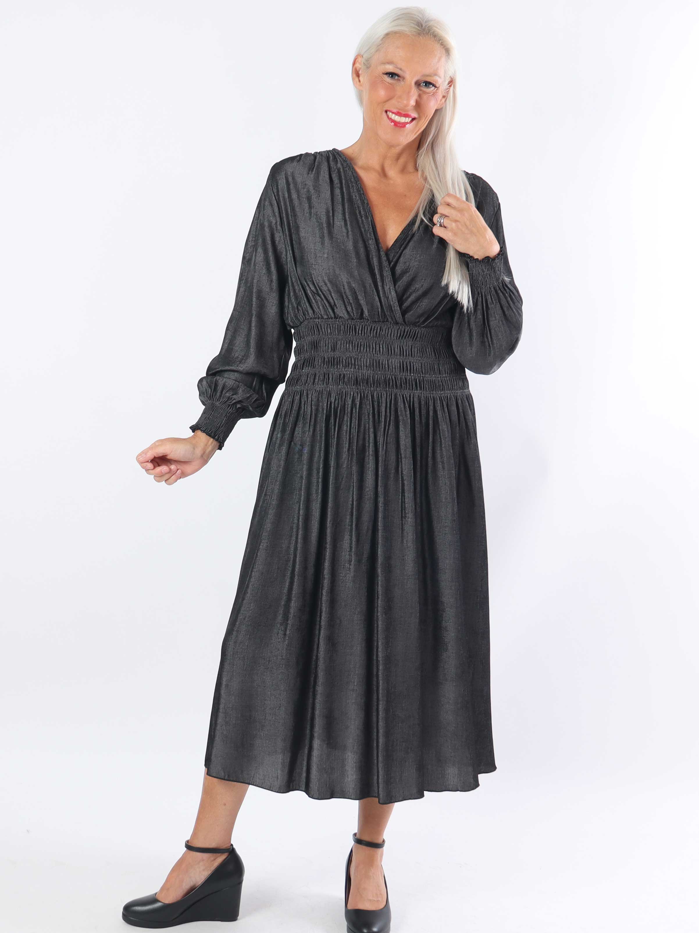 Pams Denim Midi L/S - Plus size klänning med smock i midjan