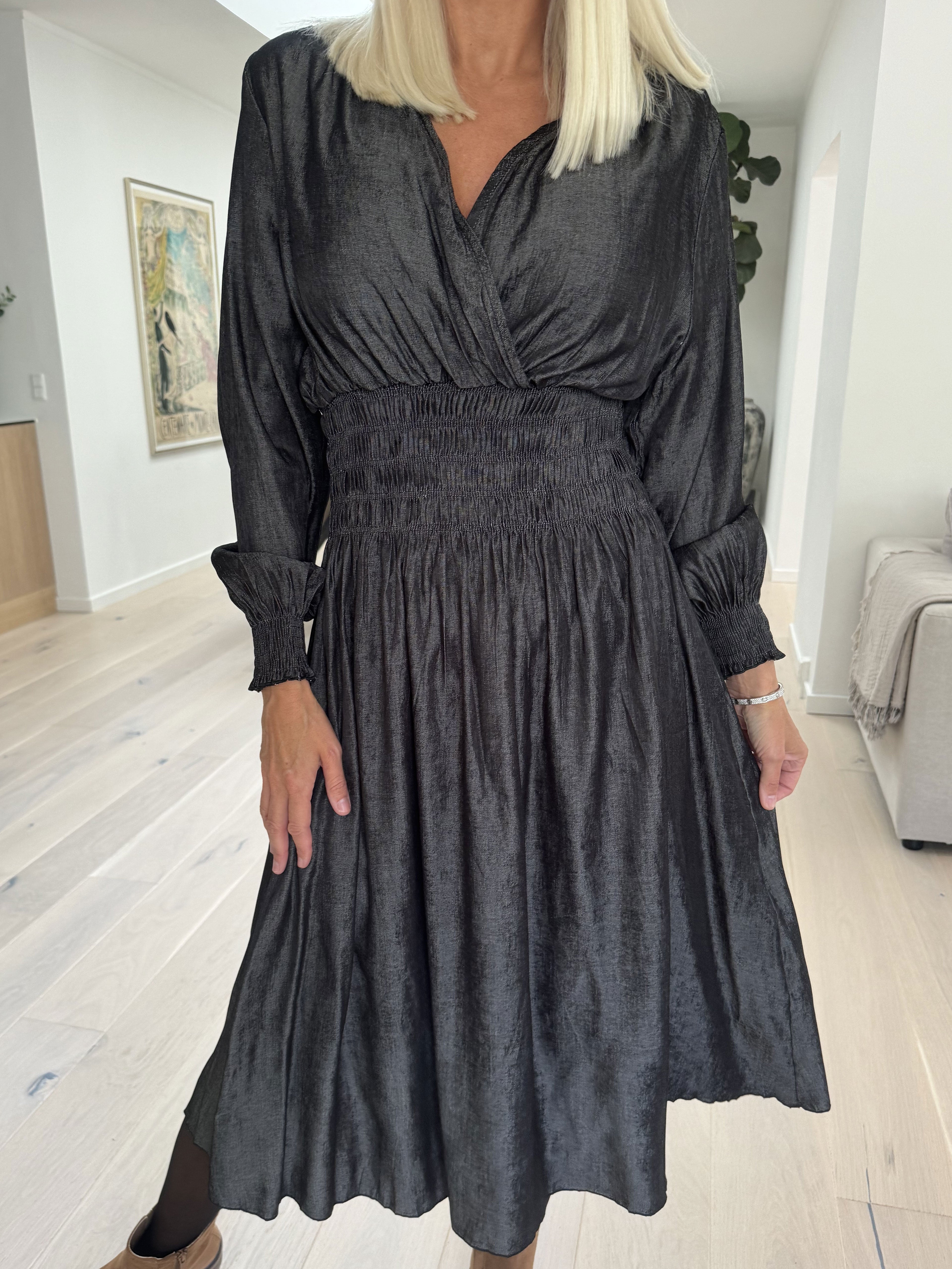 Pams Denim Midi L/S - Klänning med smock i midjan