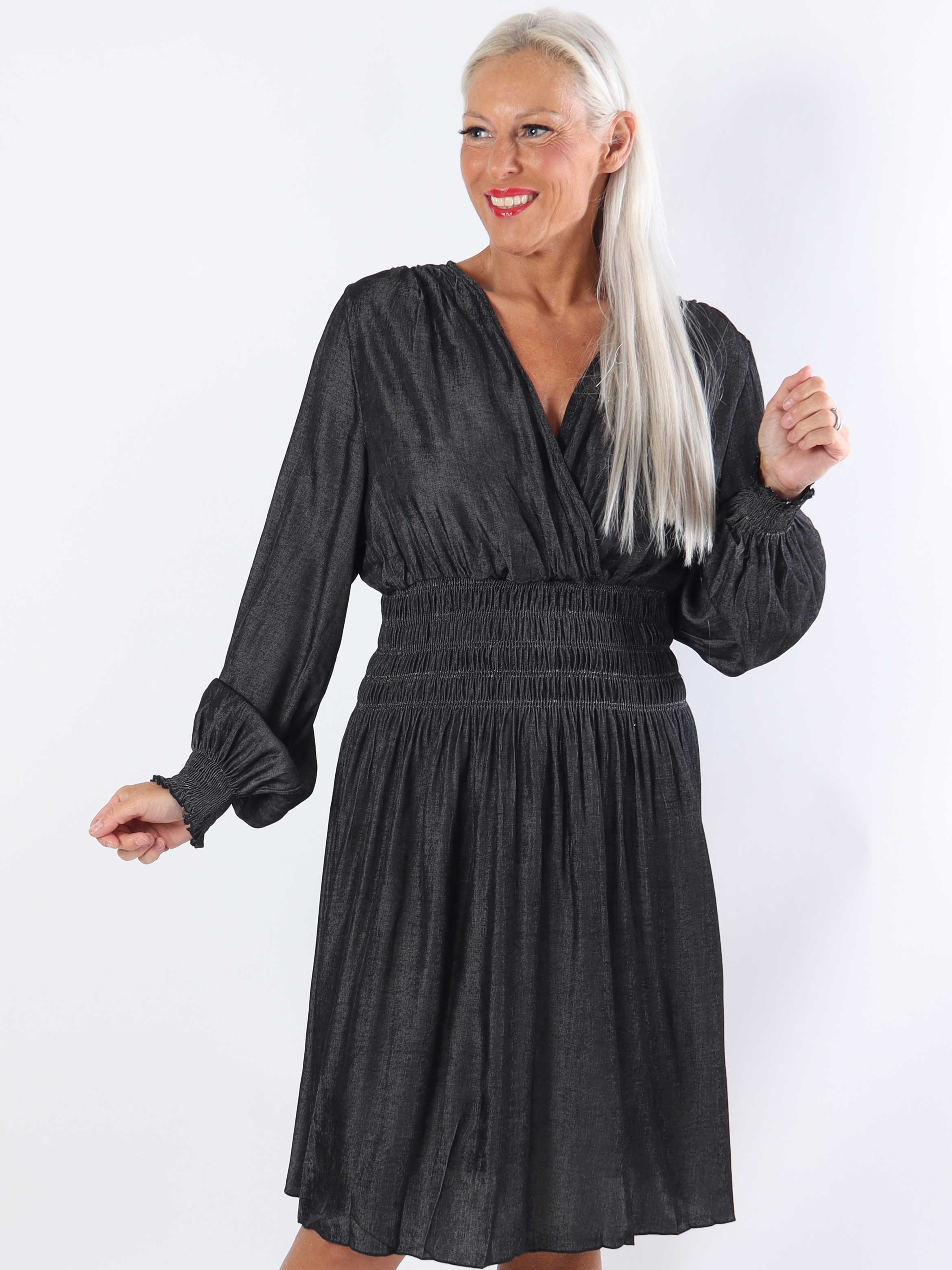 Pams Denim Short L/S - Plus size klänning med smock i midjan