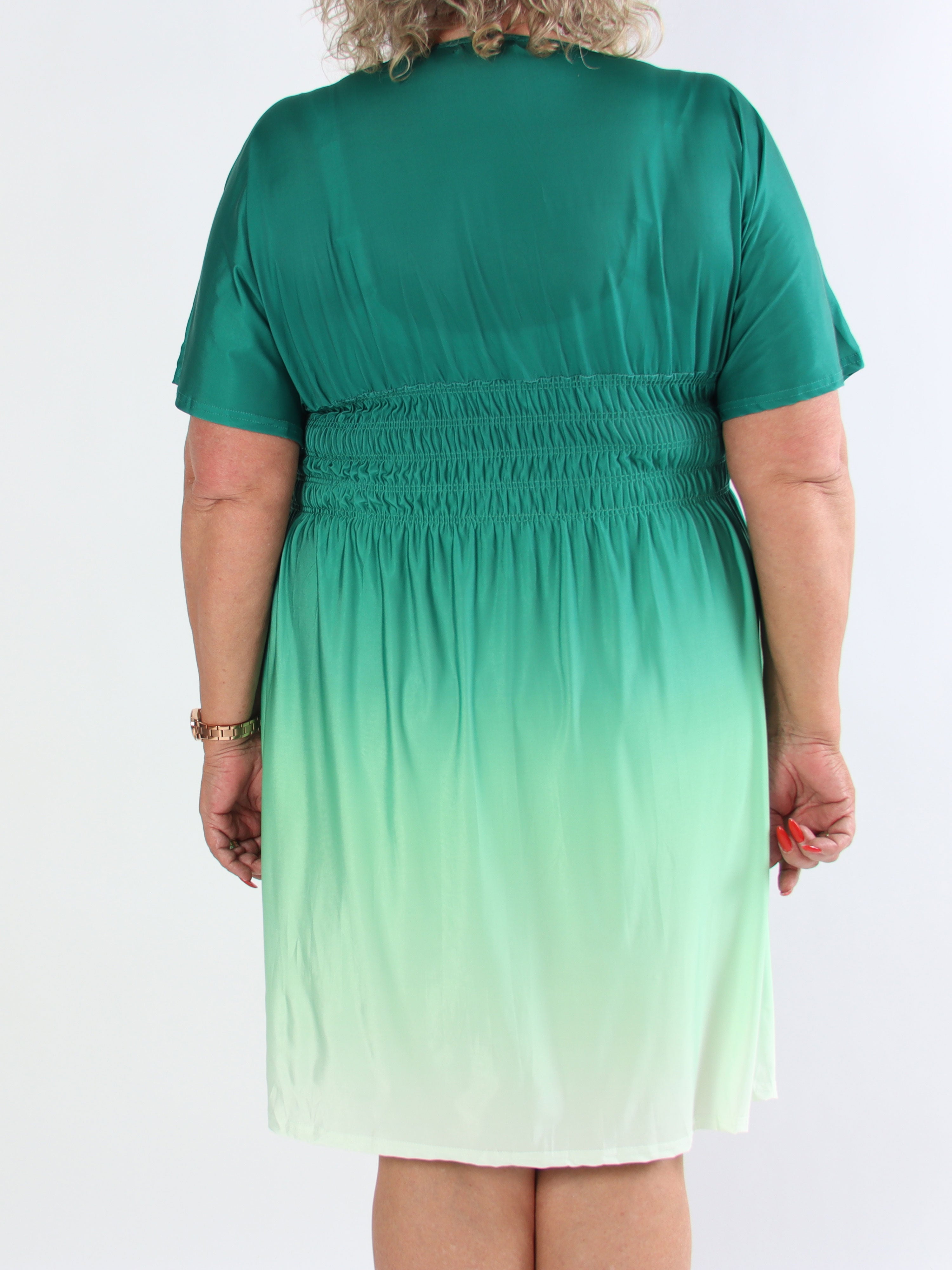 Pams Fade Short - Mångfärgad stretchig klänning i stor storlek