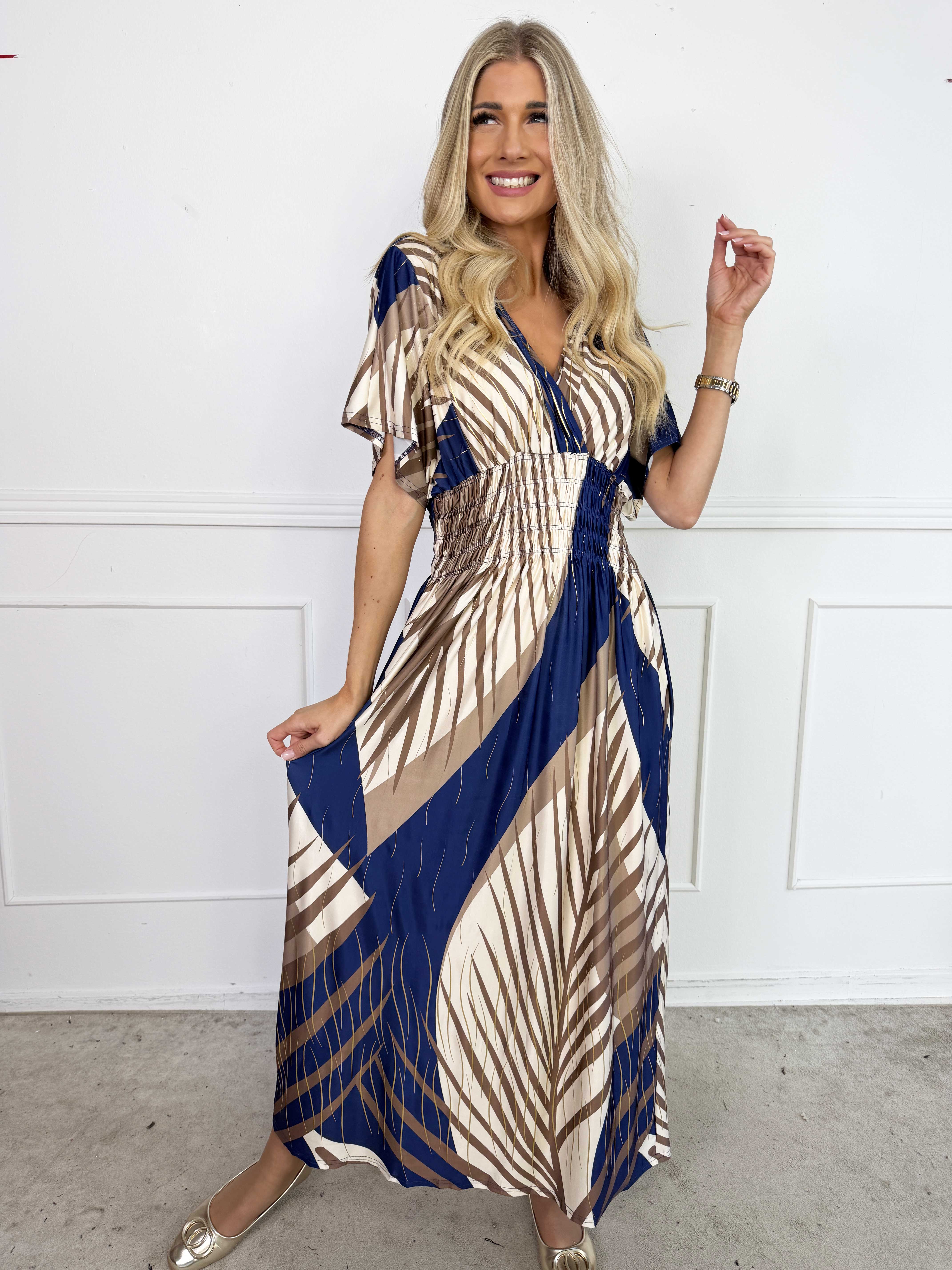 Pams Figure - Lång stretchig mönstrad klänning med fickor