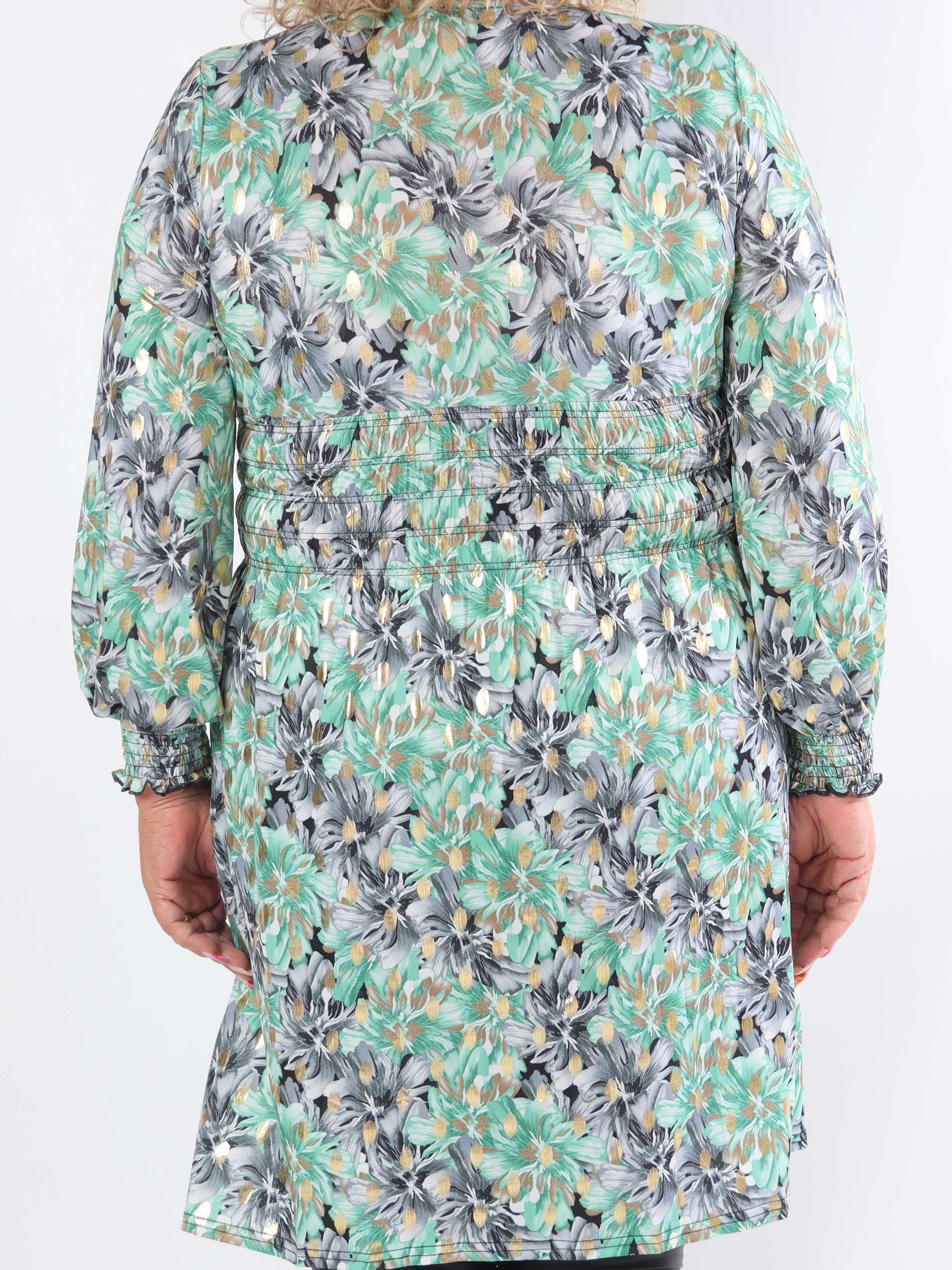 Pams Floral Short L/S - Elastisk plus size-klänning med smockad midja