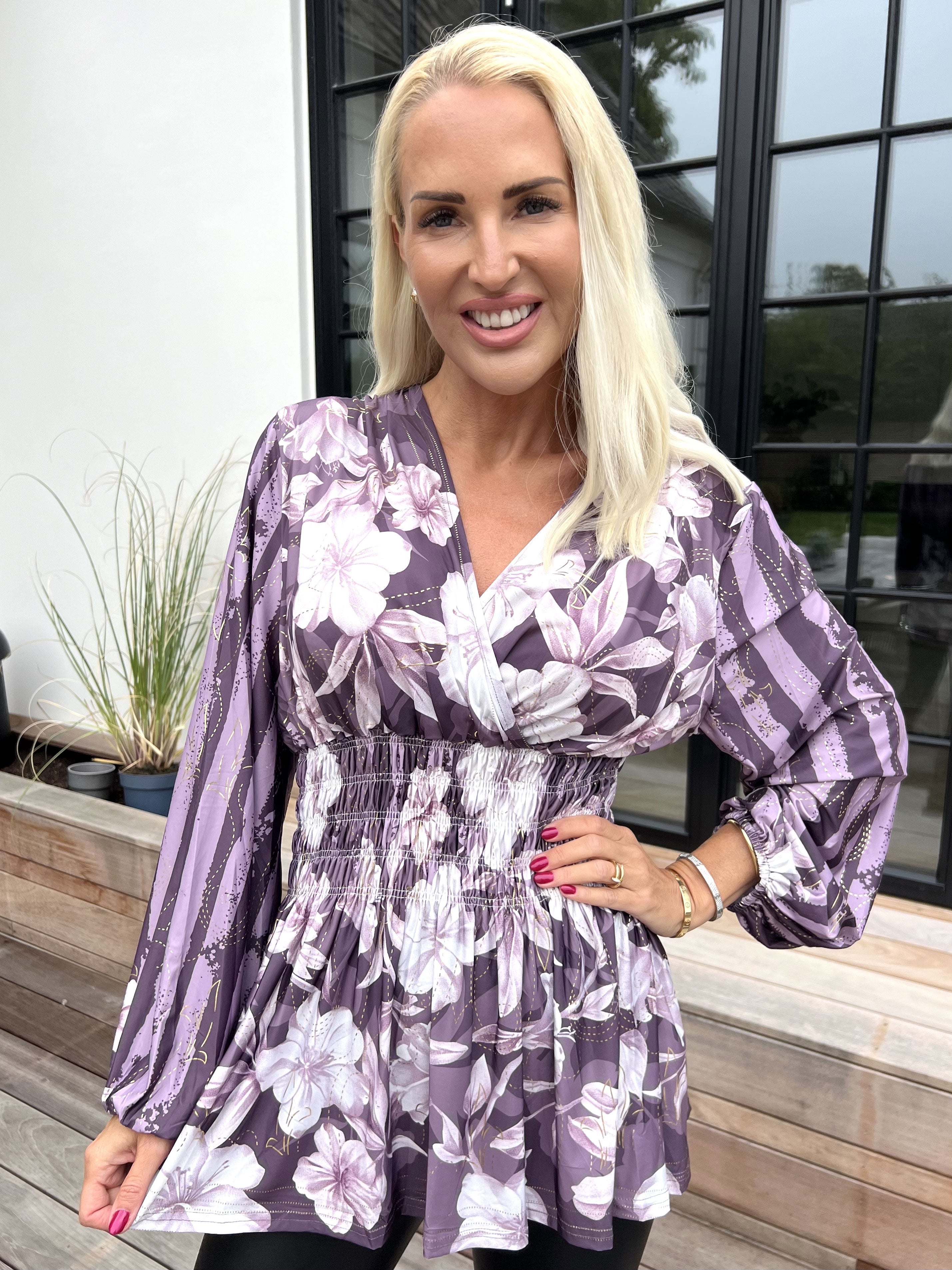 Pams Floral Stripe Shirt L/S - Elastisk blus med blommigt mönster och gulddetaljer