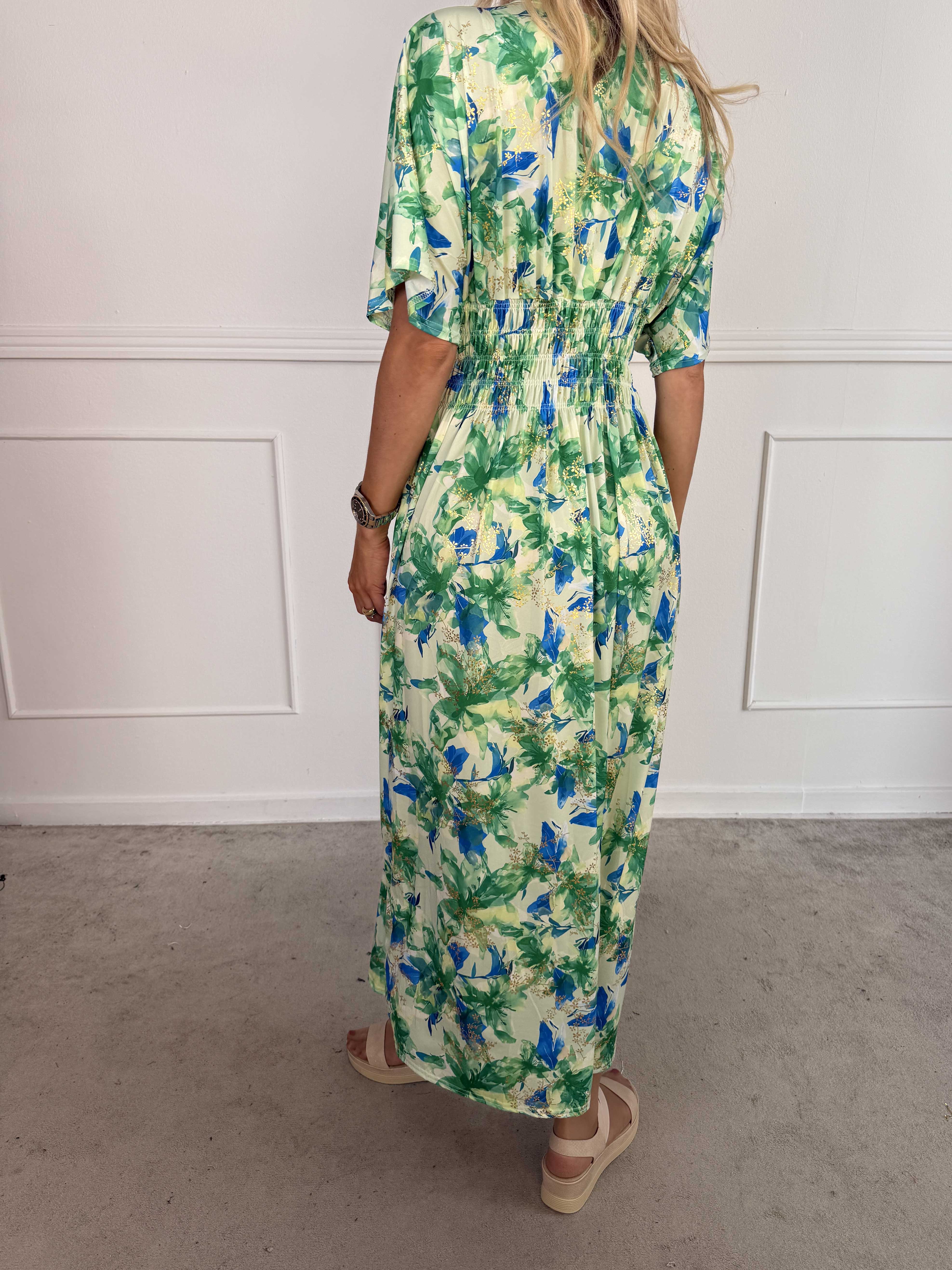 Pams Flourish - Lang elastisk kjole med fine blomster og guld blade