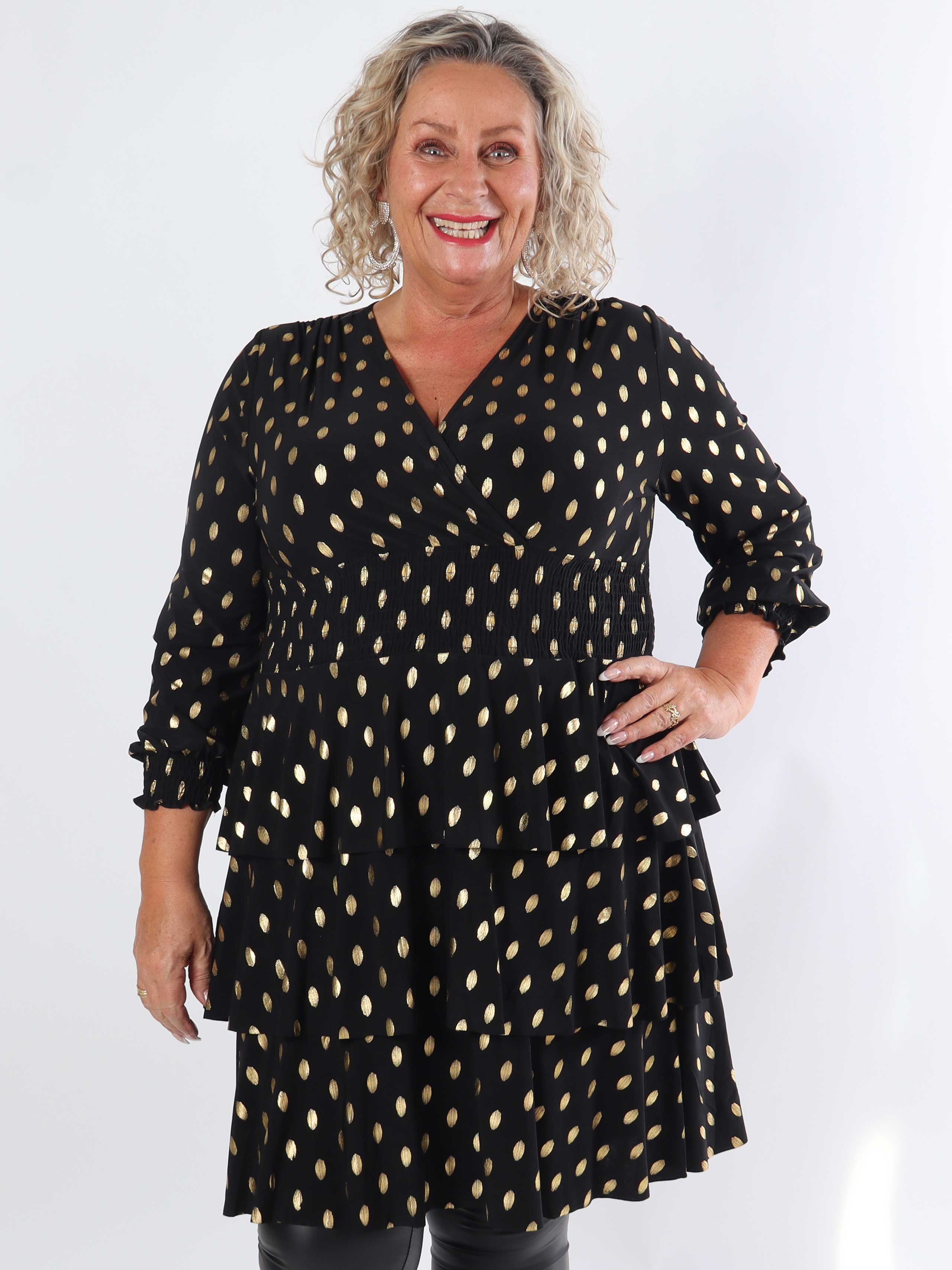 Pams Gold Dot Frills - Söt stretchig plus size-klänning med volanger