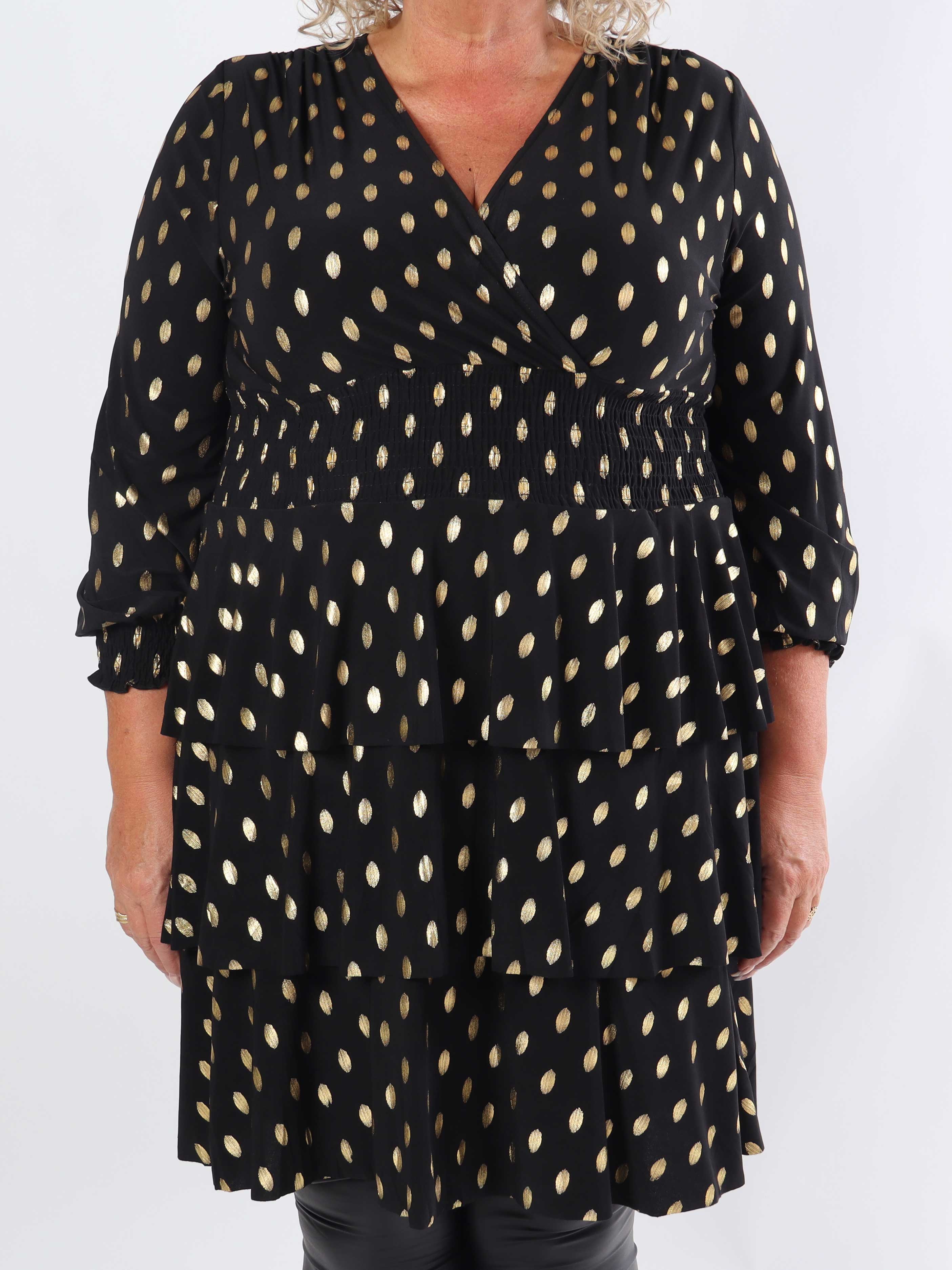 Pams Gold Dot Frills - Söt stretchig plus size-klänning med volanger