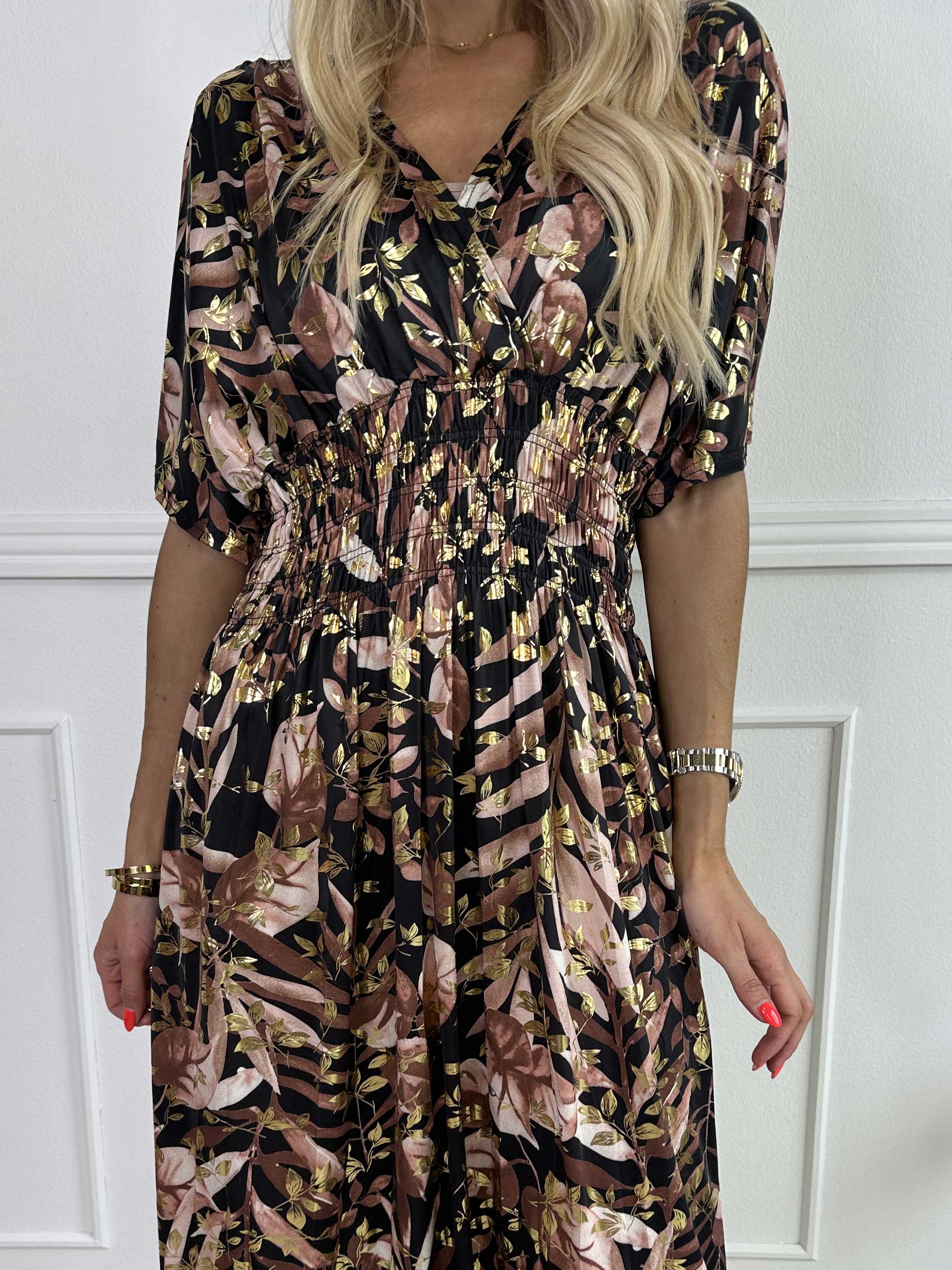 Pams Gold Leaf - Lång elastisk klänning med blommigt mönster med gulddetaljer