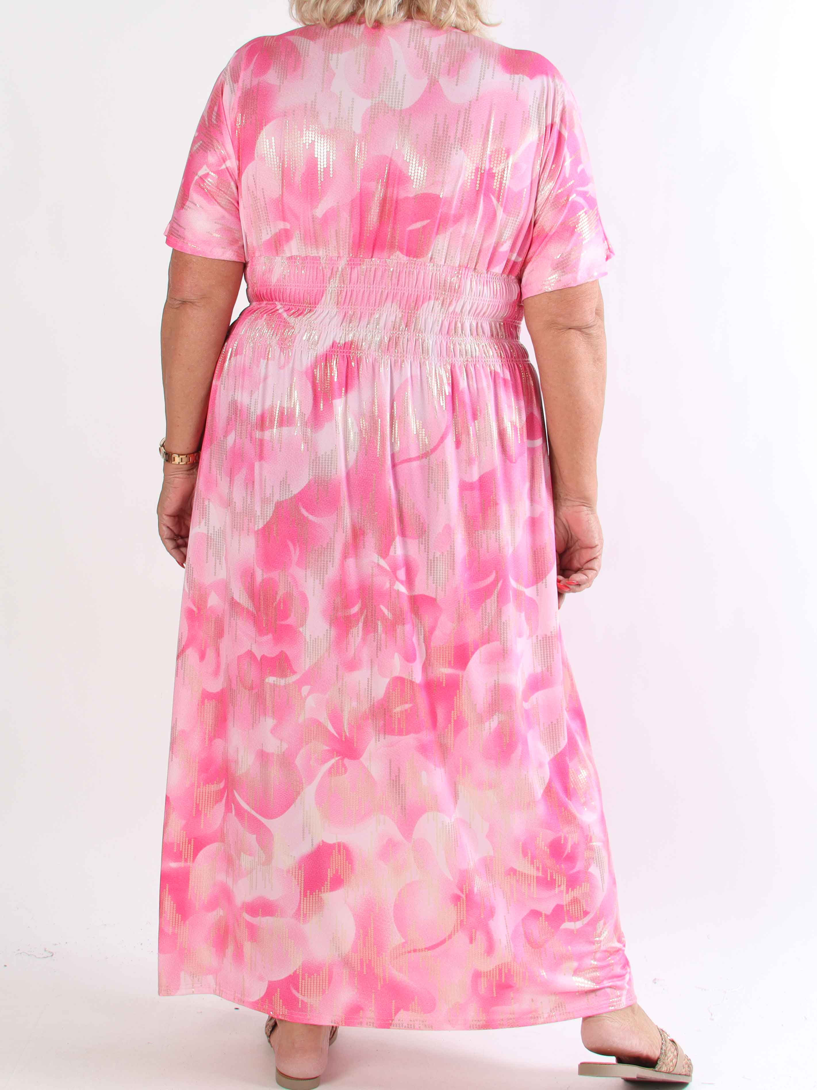 Pams Glamorous - Elastiskt plus size klänning med fina gulddetaljer