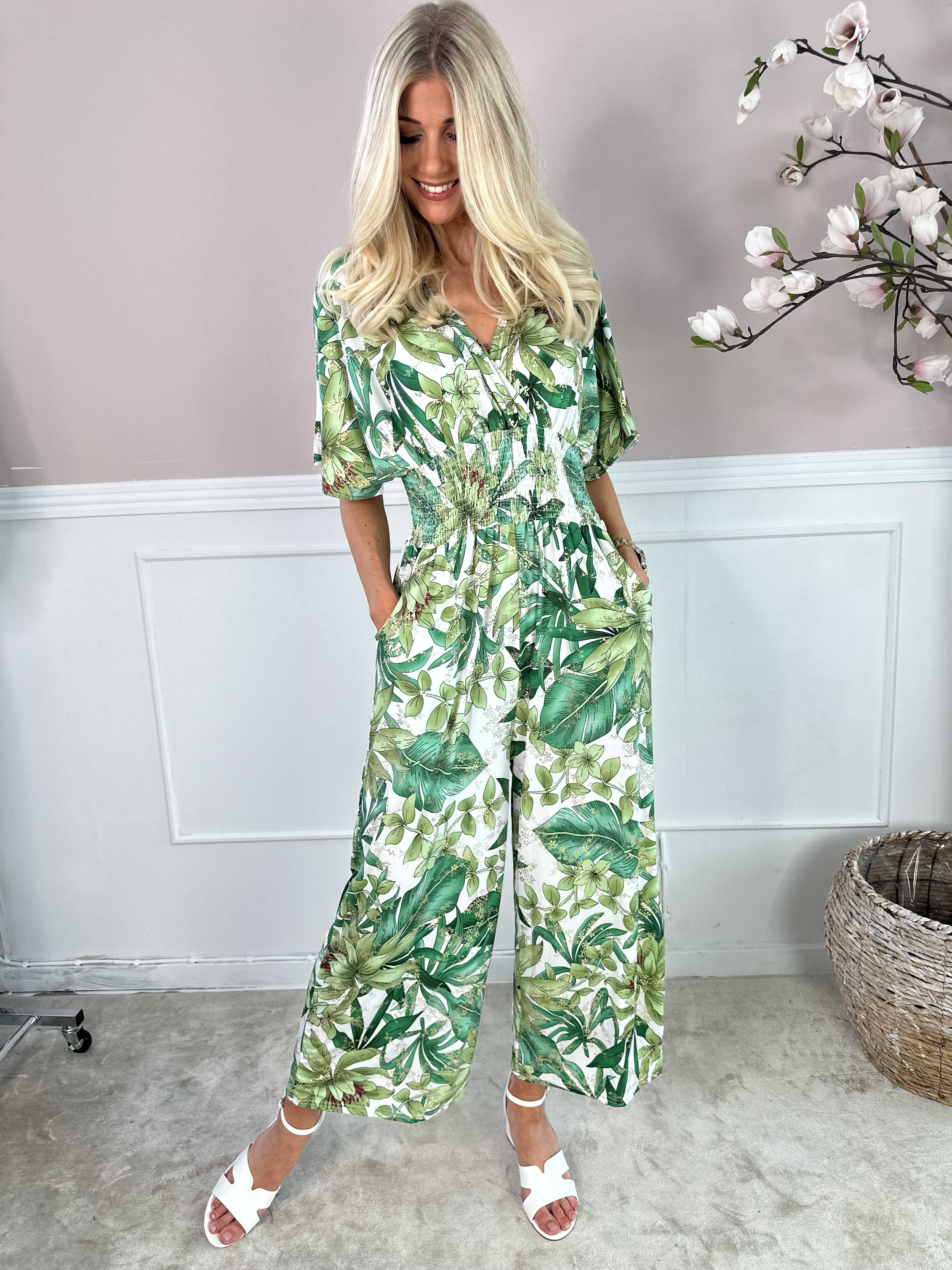Pams Jumpsuit - Elastisk jumpsuit med bladmönster