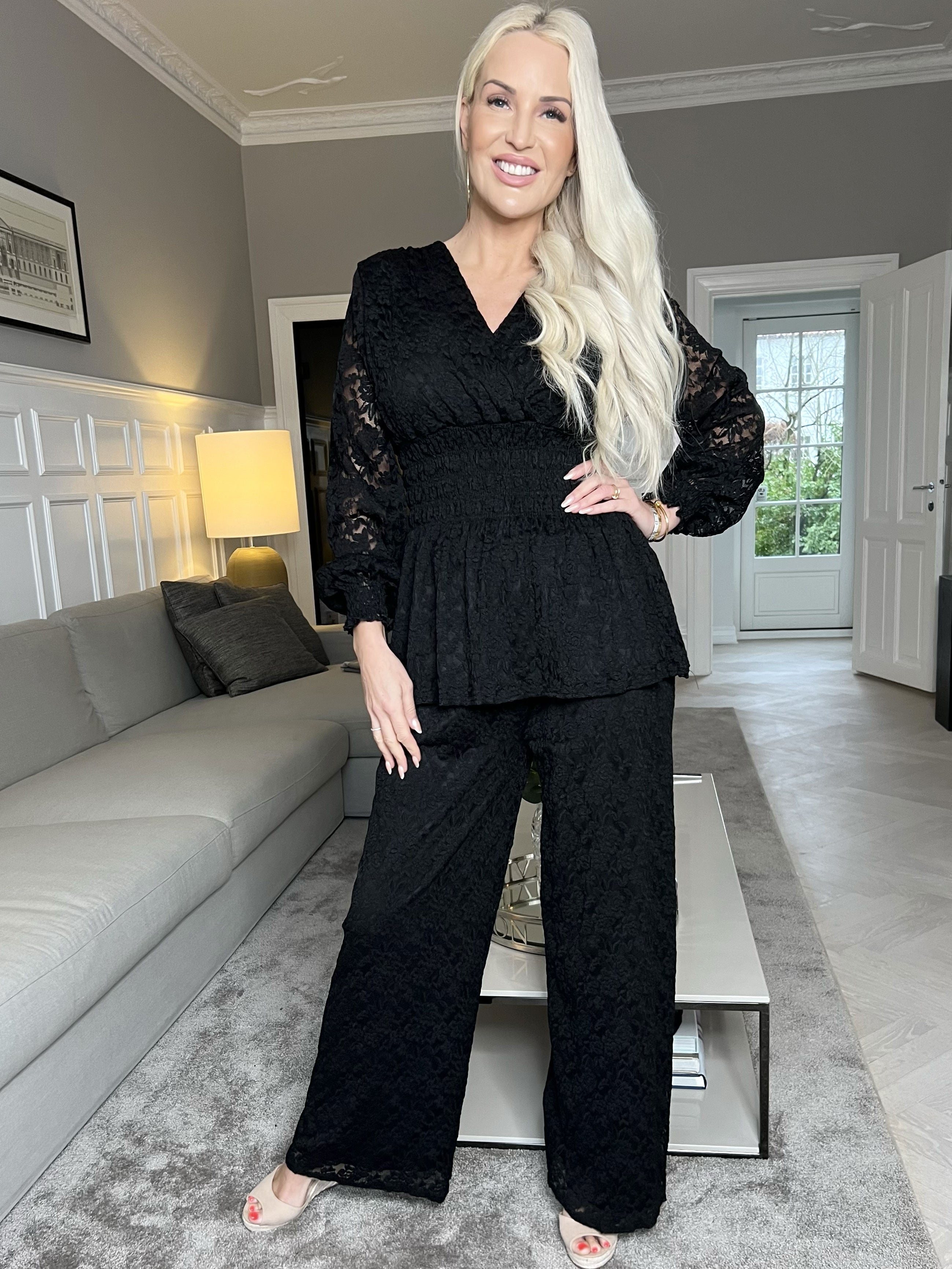 Pams Lace Pants - Lösa spetsbyxor med resår