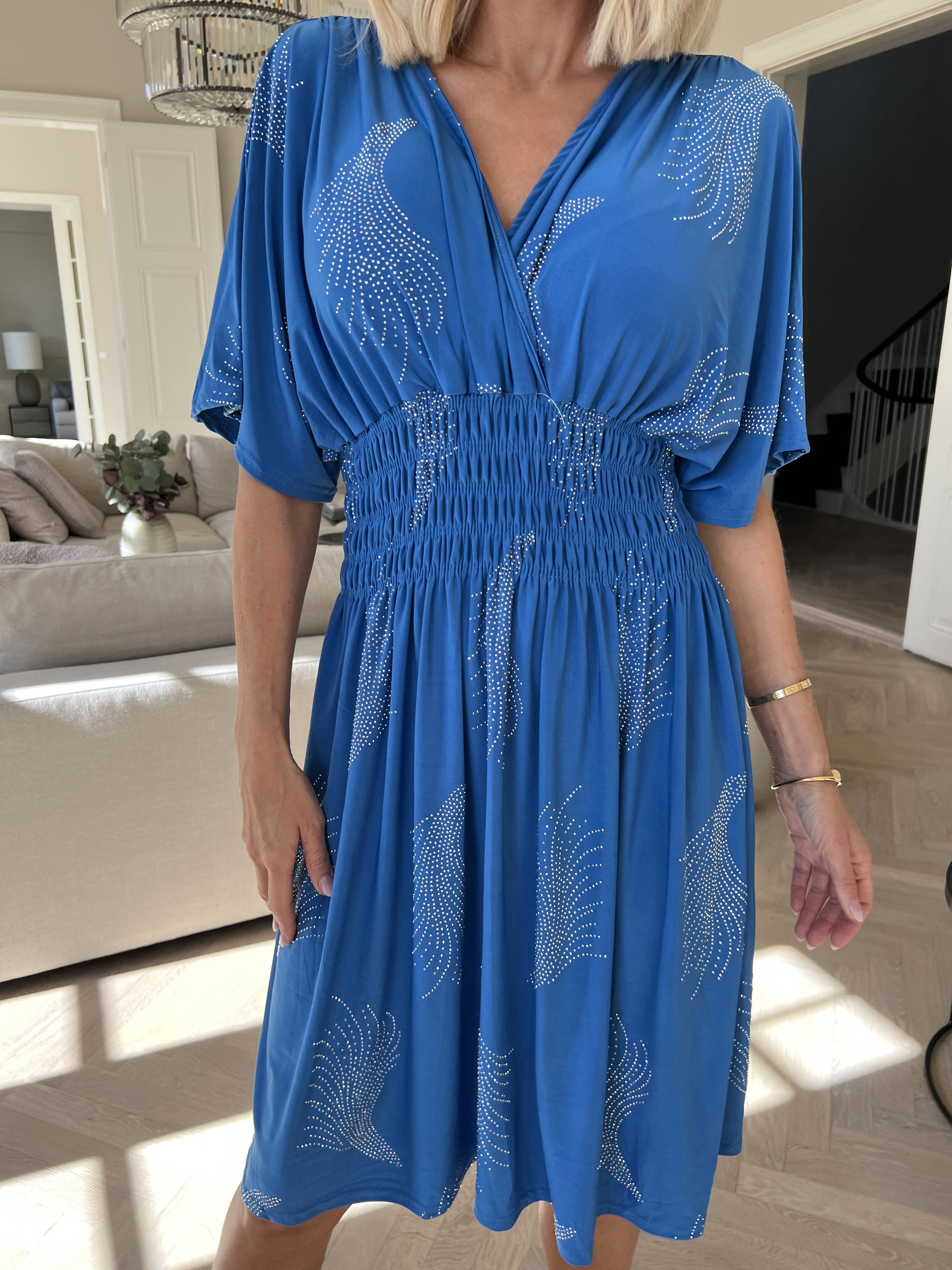 Pams Leaf Crystal Short - Stretchklänning med strassmönster