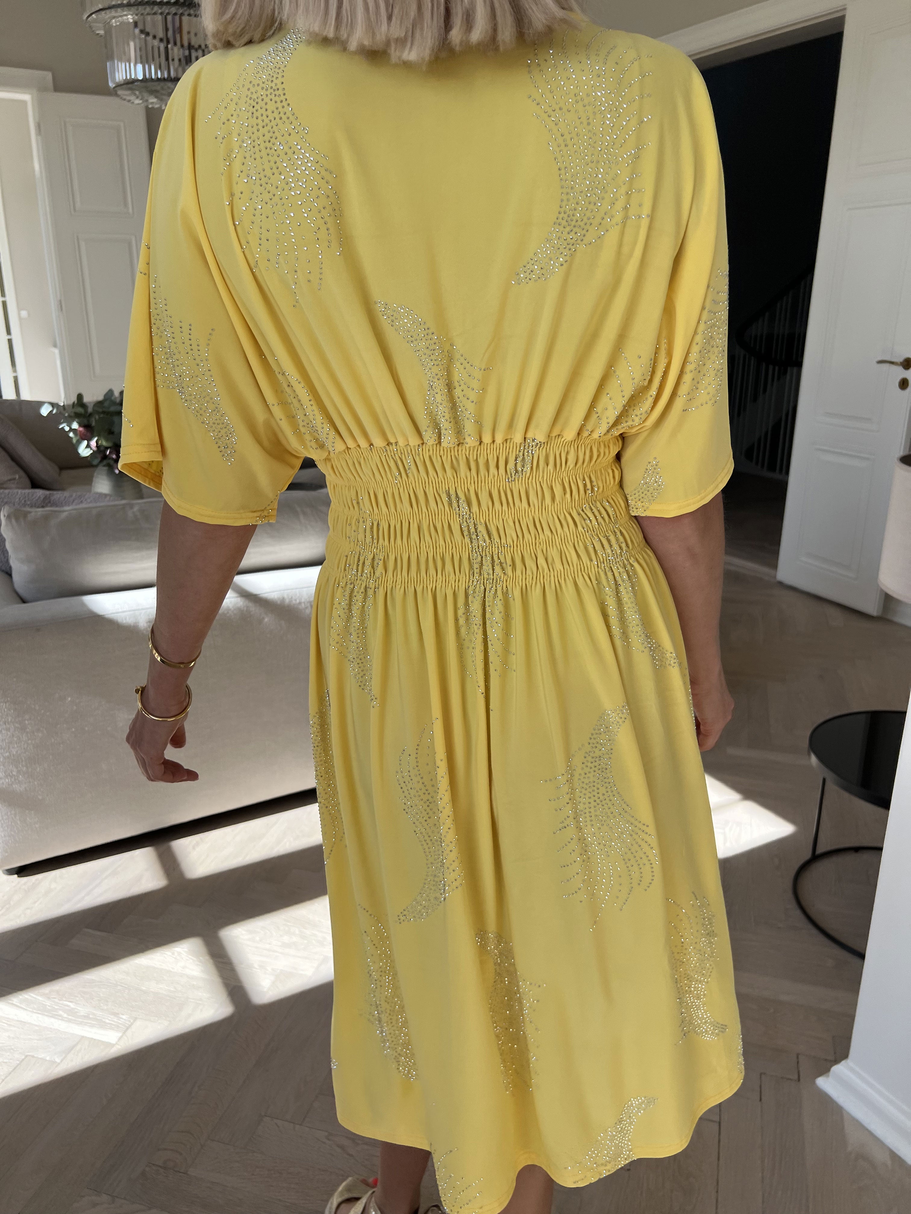 Pams Leaf Crystal Short - Stretchklänning med strassmönster