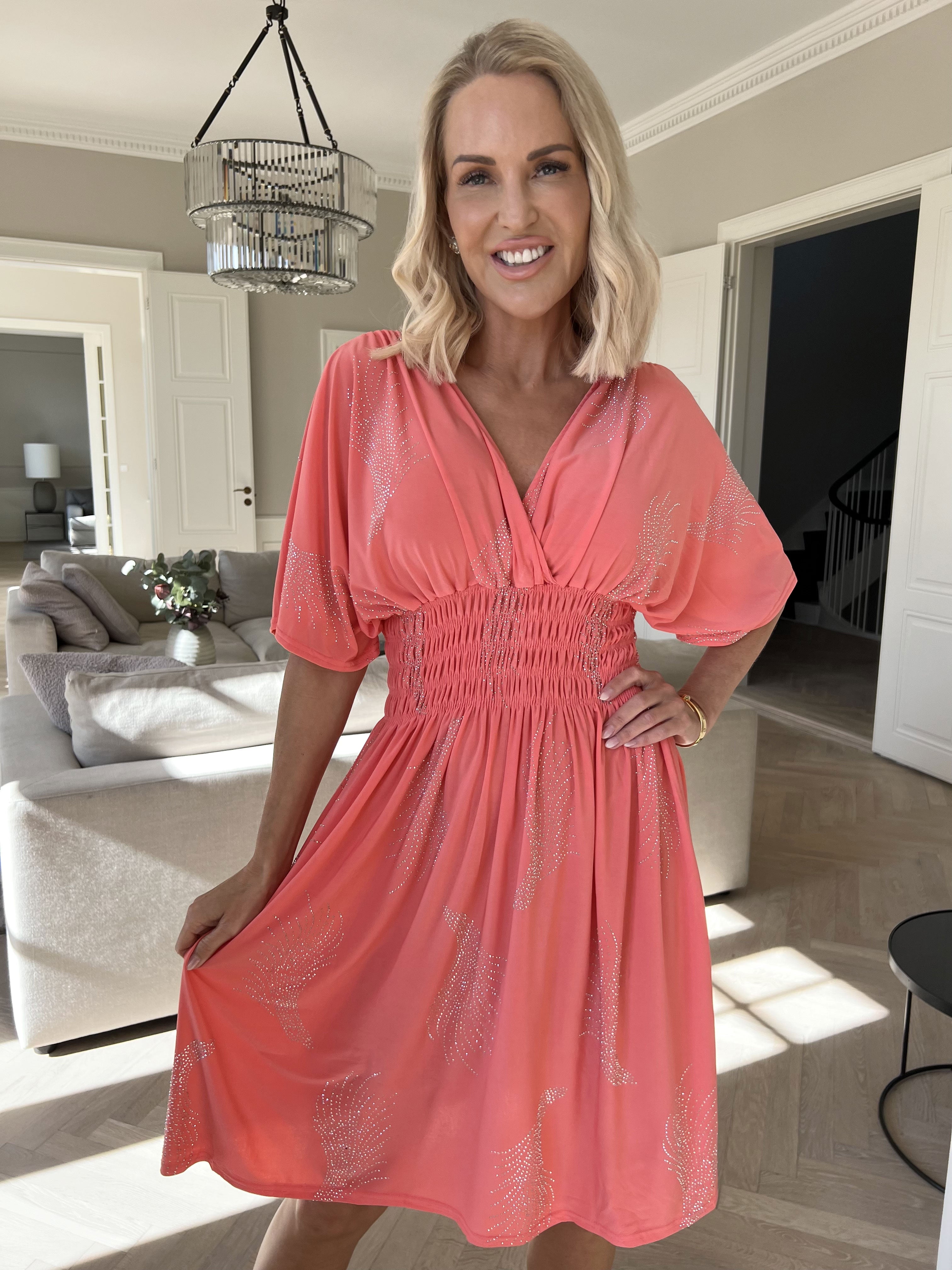 Pams Leaf Crystal Short - Stretchklänning med strassmönster