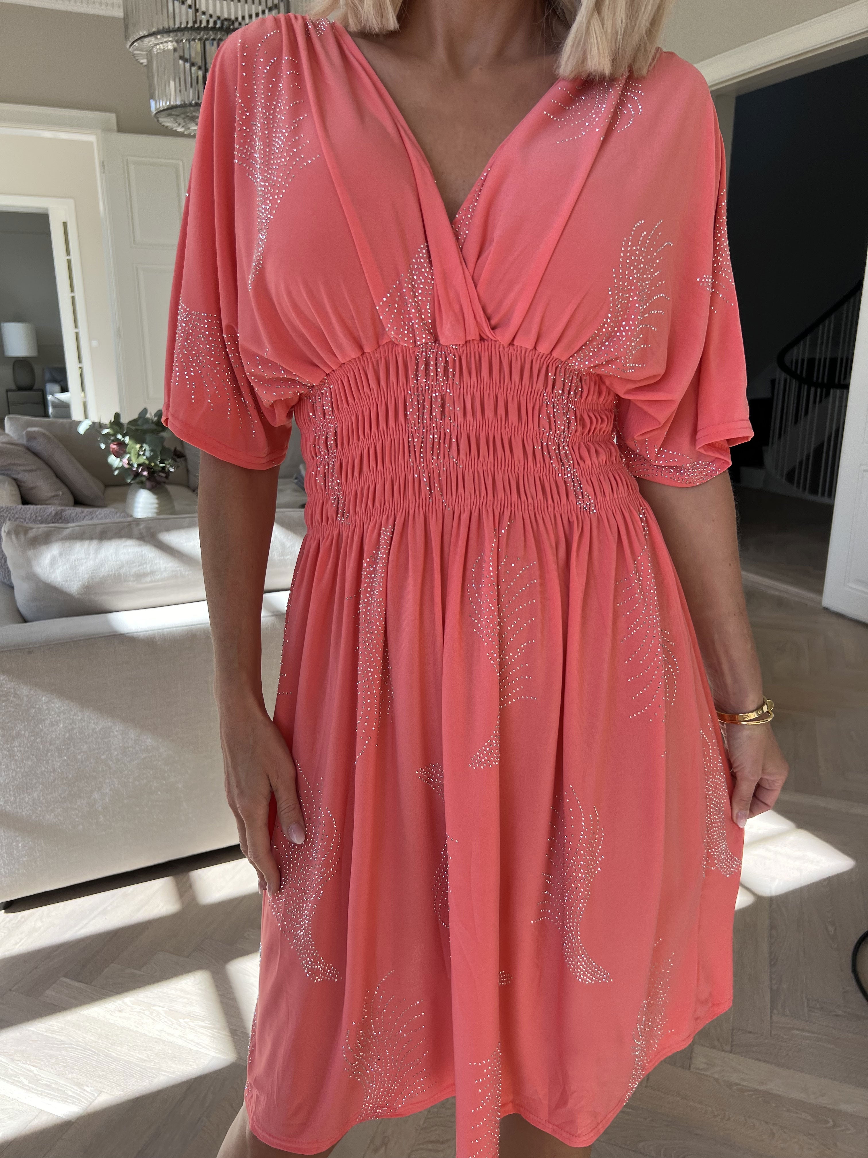 Pams Leaf Crystal Short - Stretchklänning med strassmönster