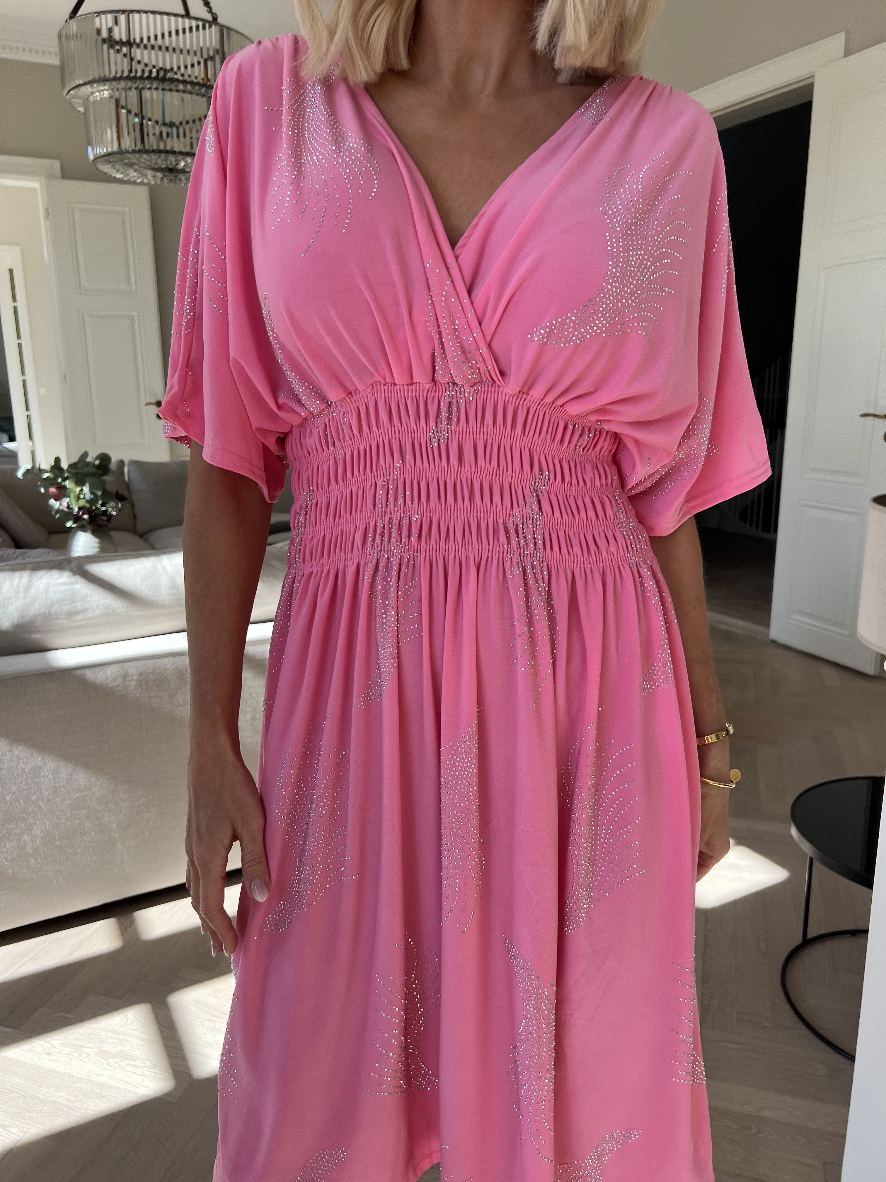 Pams Leaf Crystal Short - Stretchklänning med strassmönster