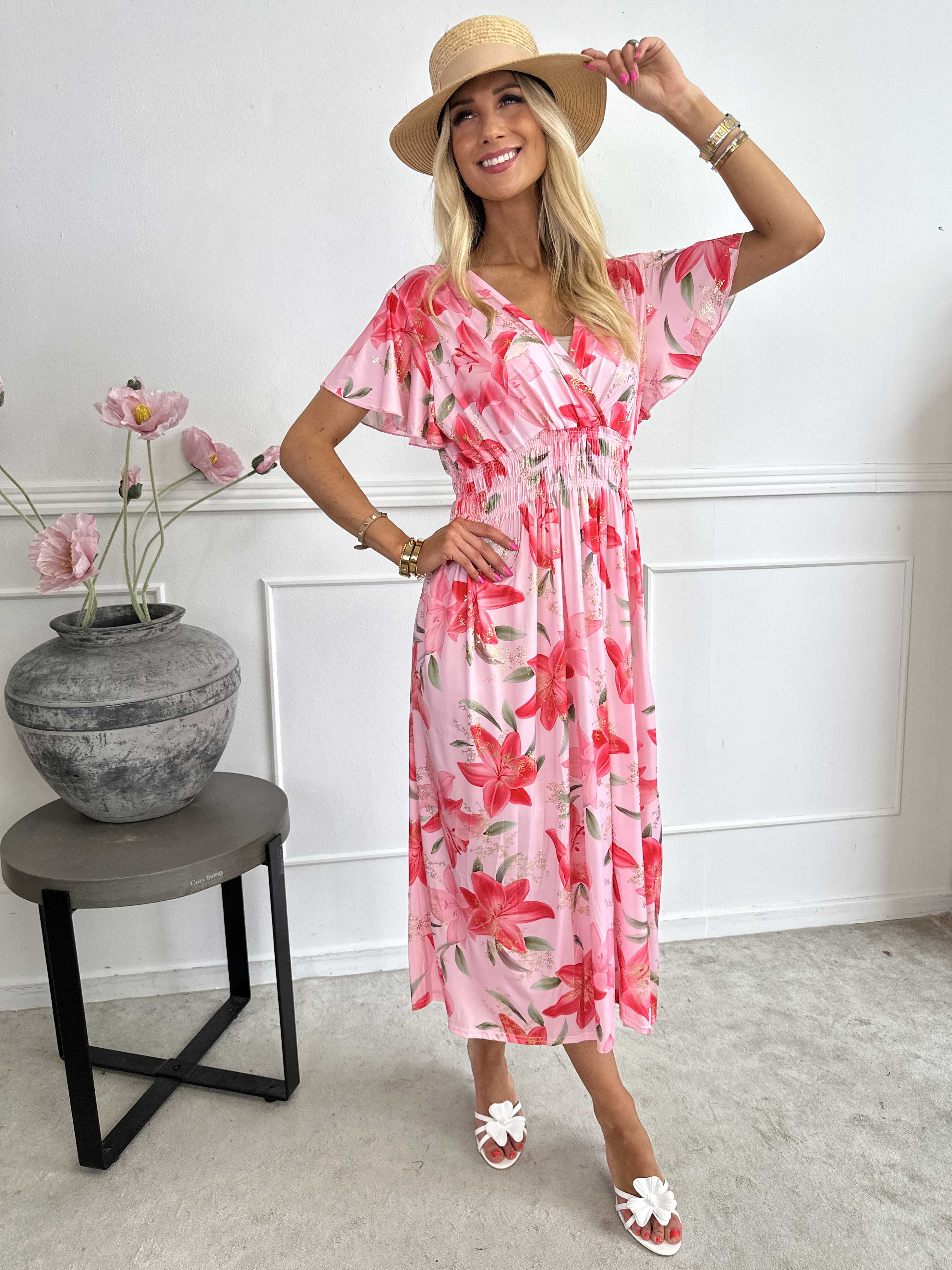 Pams Lilies - Elastisk klänning med liljemönster och gulddetaljer