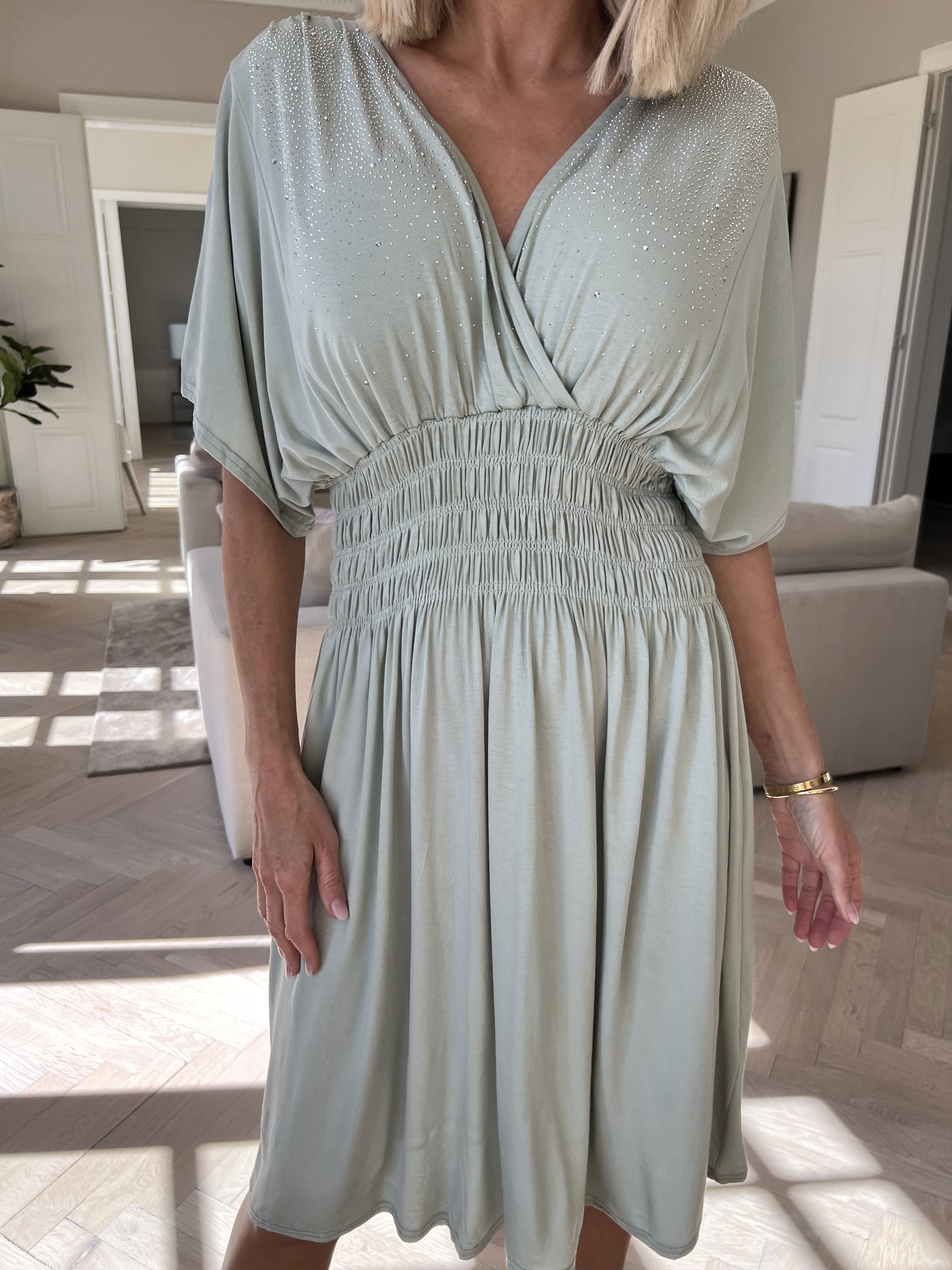 Pams Sparkle Viscose Short - Klänning i viskos med strass