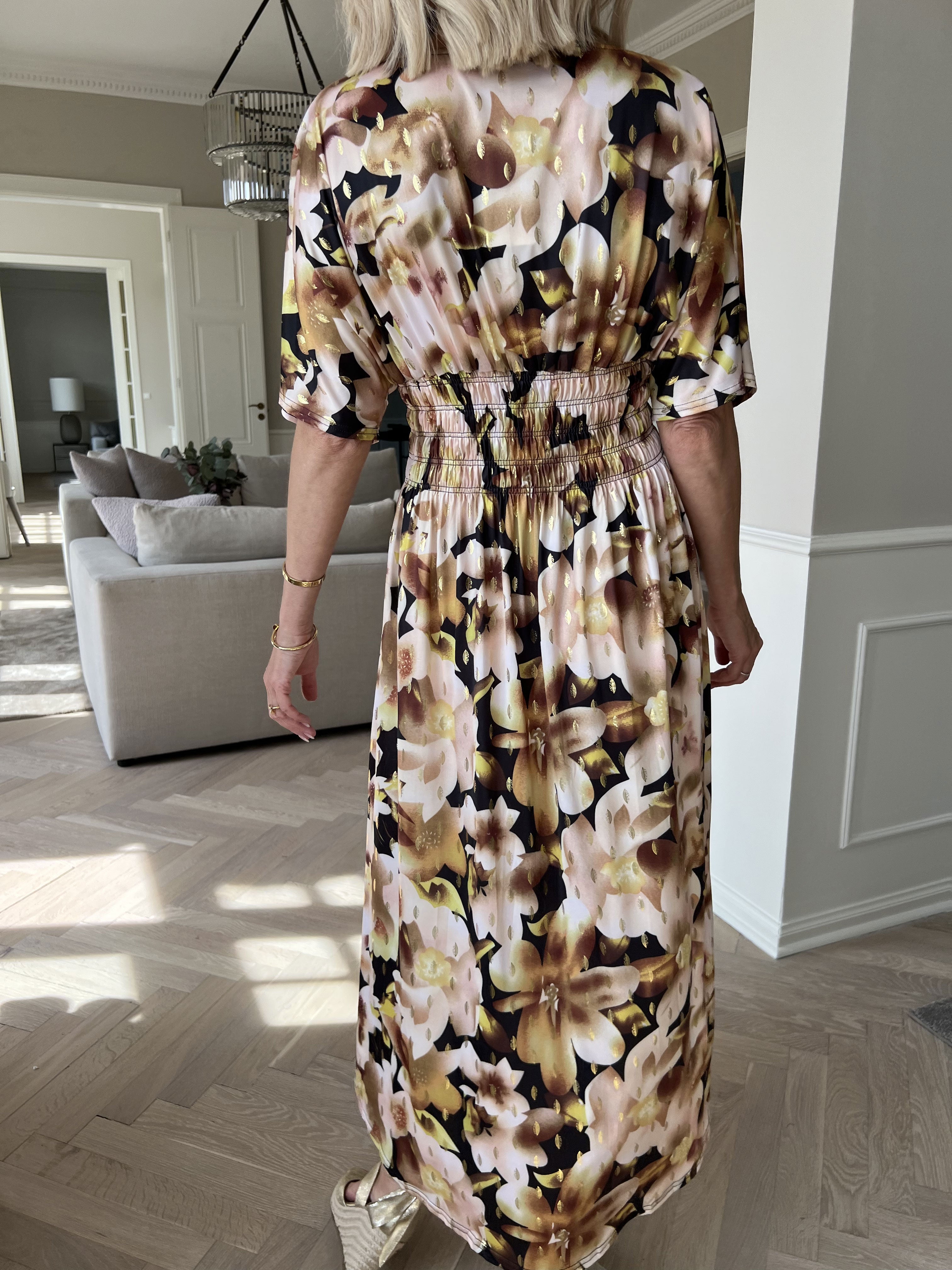 Pams Sweet Flower High-low - Elastisk klänning med blomstermönster