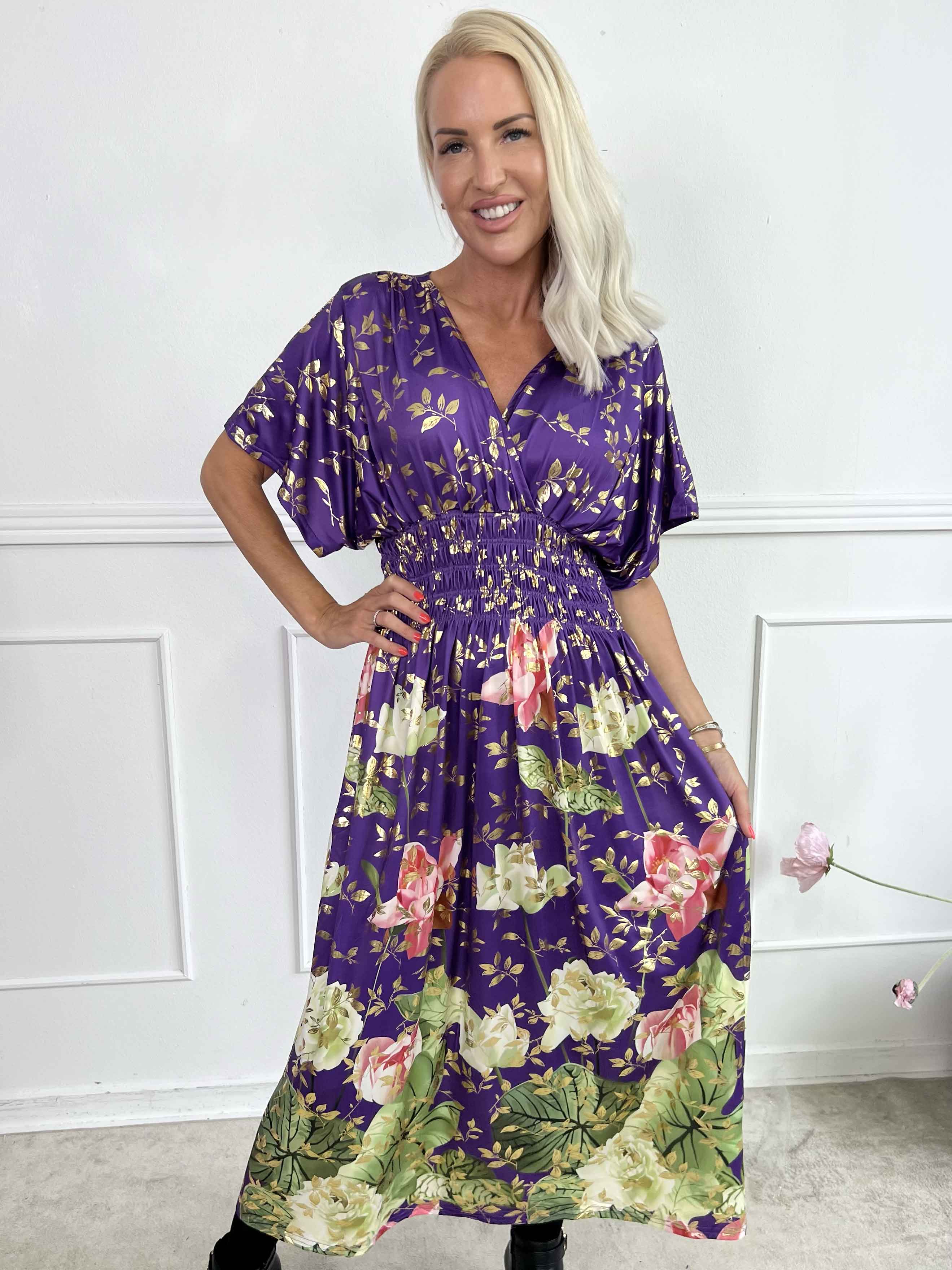 Pams Water Lily Midi - Elastisk klänning i blommigt mönster med guldfärgade blad