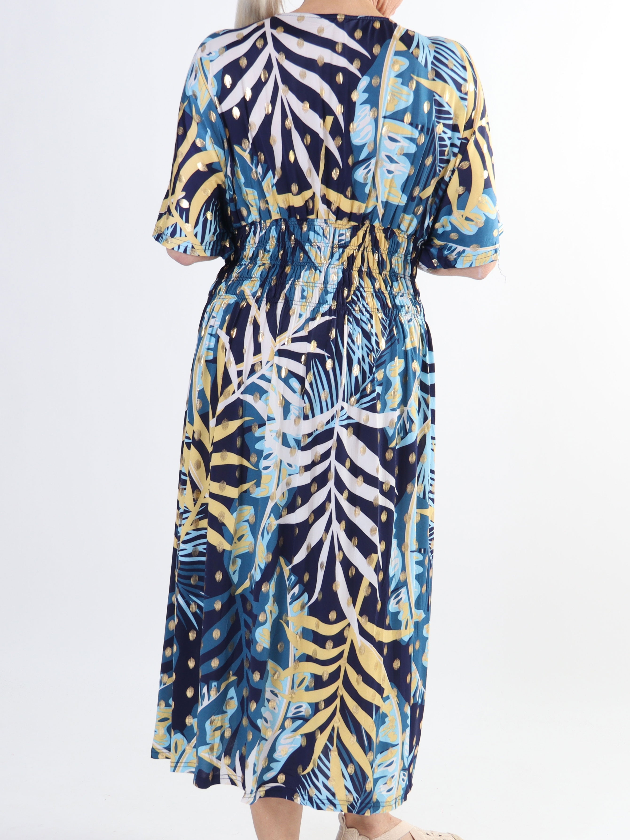 Pams Forest Midi - Resårklänning i skrynkelfritt tyg för stora storlekar