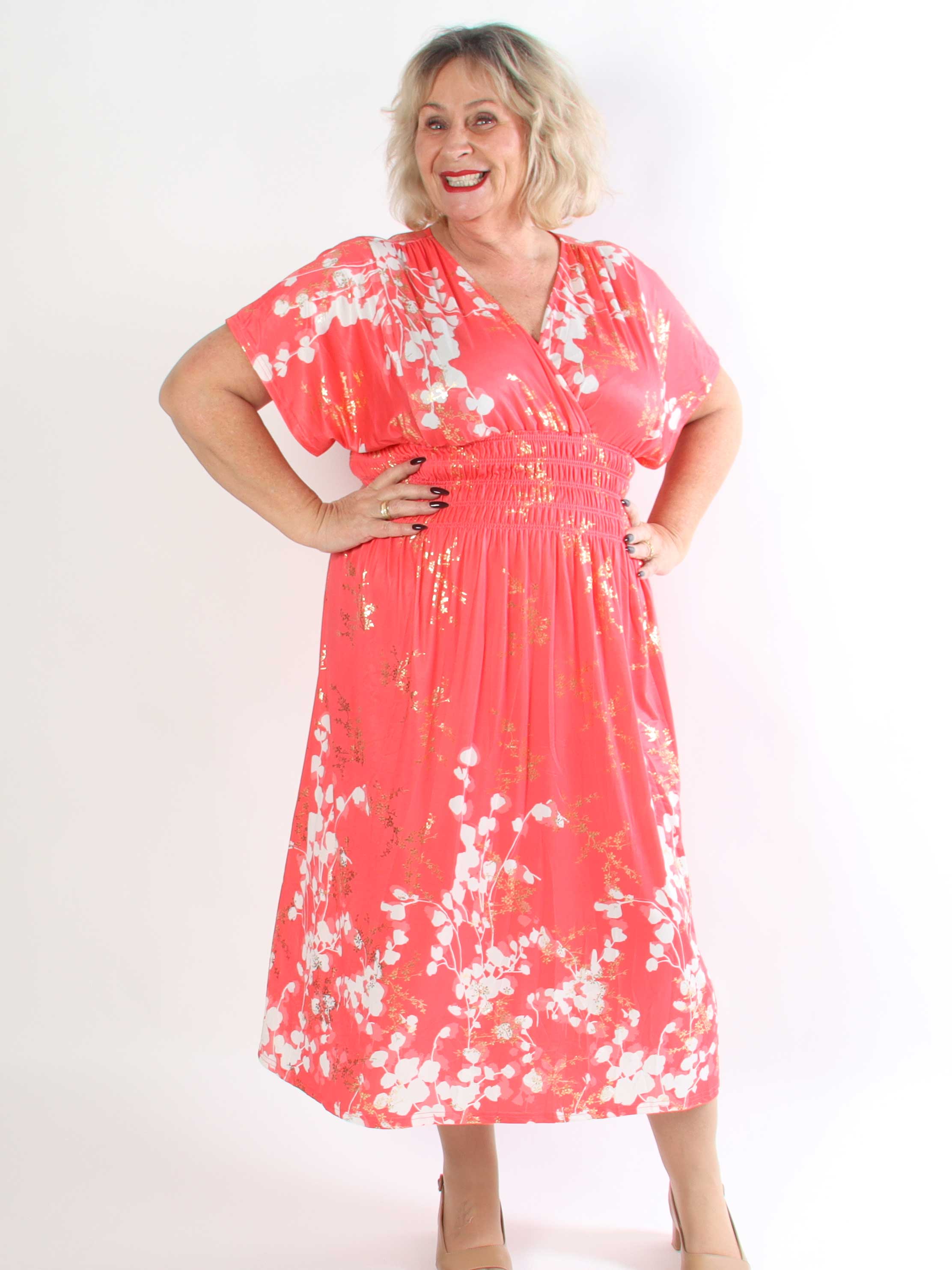 Pams Gilded Midi - Plus size kjole med blomsterprint og guld blade