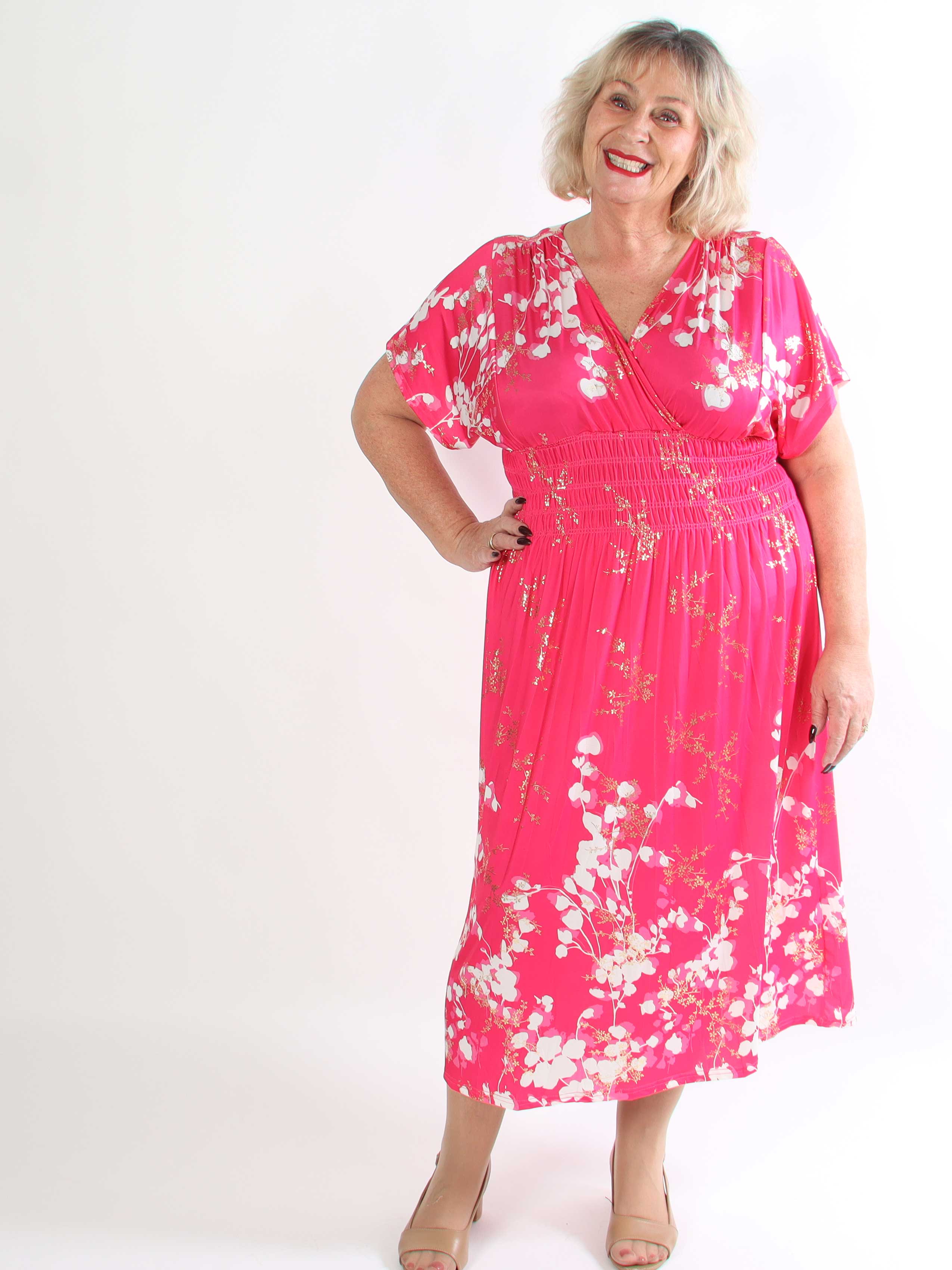 Pams Gilded Midi - Plus size kjole med blomsterprint og guld blade