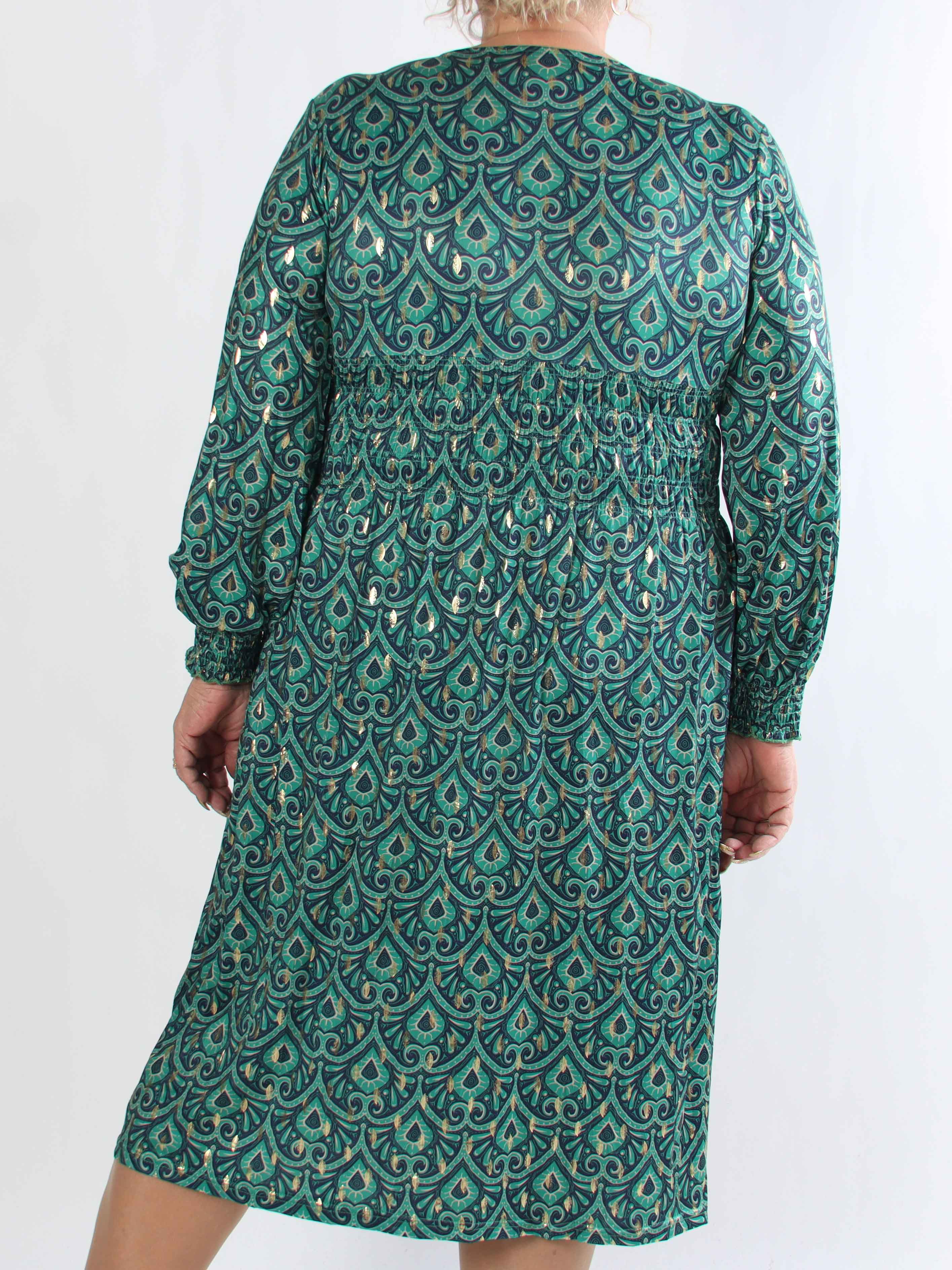 Pams Pattern Midi L/S - Plus size kjole i krølfrit stof med lange ærmer