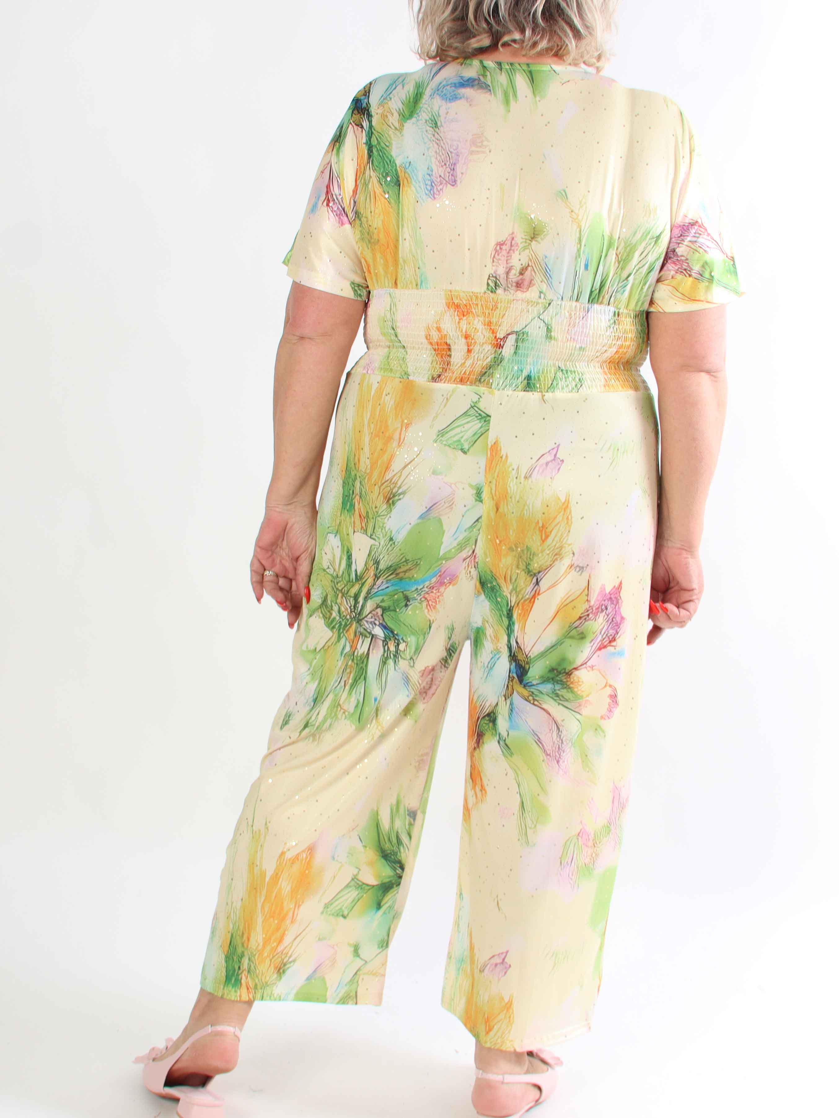 Pams Print Jumpsuit - Stretchig mönstrad plus size jumpsuit med guldfärgat damm