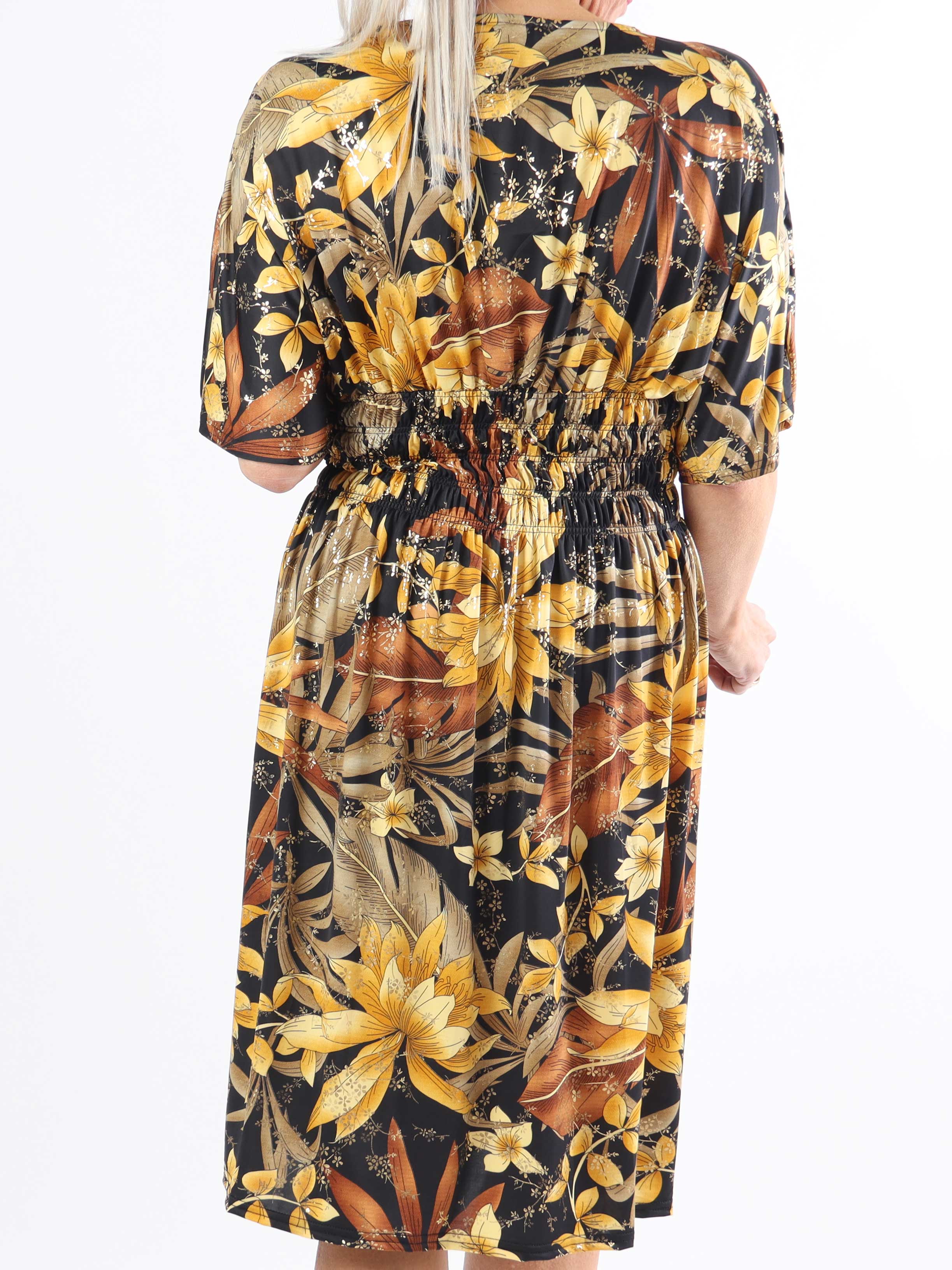 Pams short S/S - Blommig plus size-klänning med resår och smock