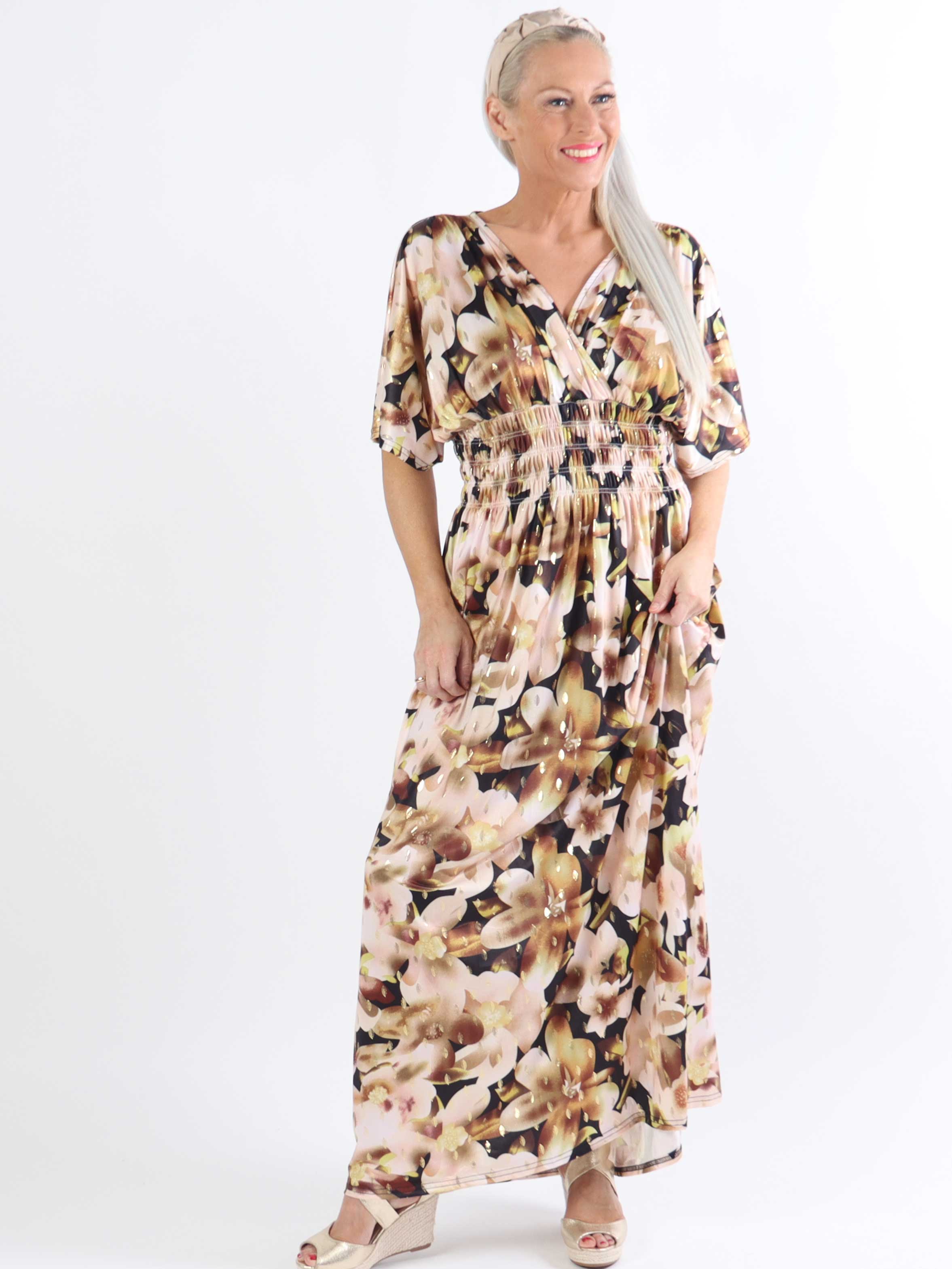 Pams Sweet Flower - Lång elastisk plus size-klänning i skrynkelfritt tyg