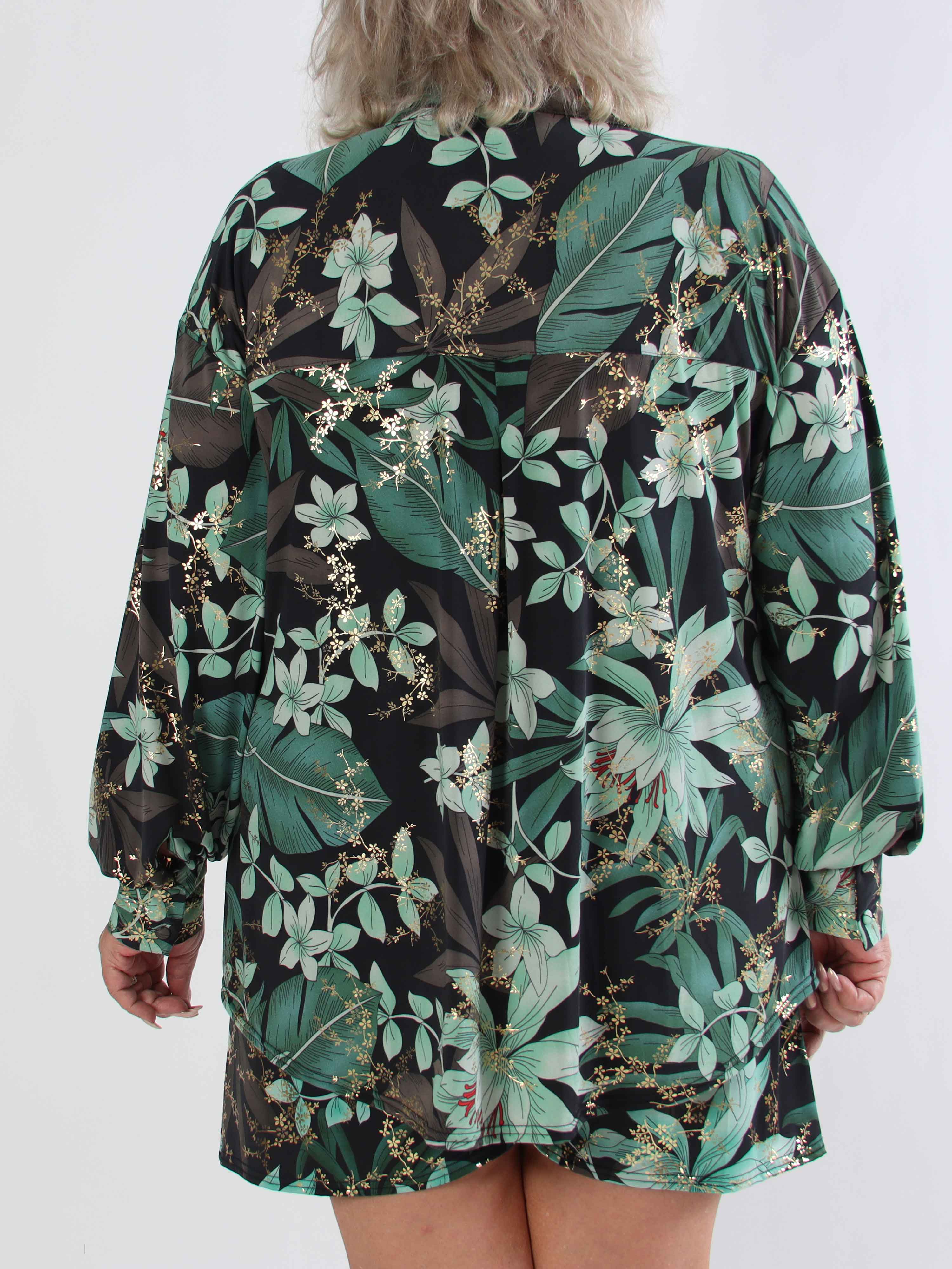 Pamy - Plus size skjorta i stretchigt blommigt tyg