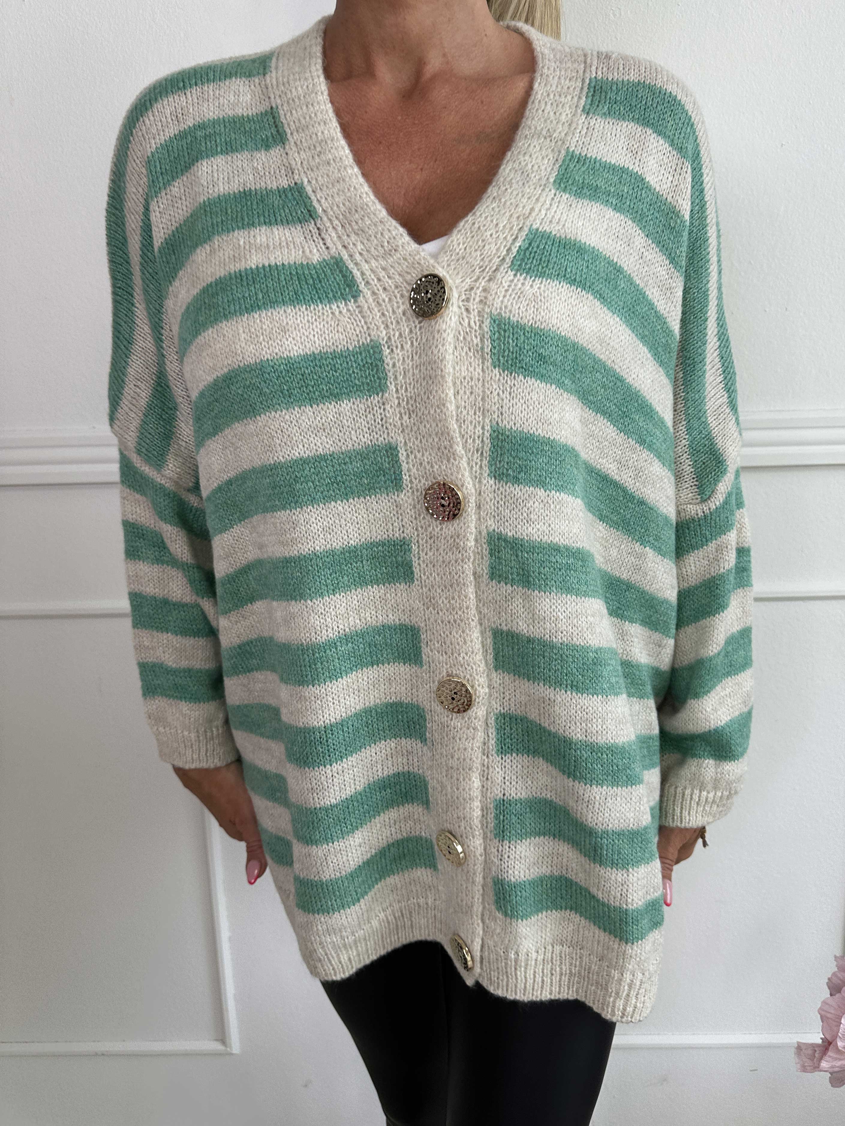 Parker - Randig stickad kofta med stora guldknappar