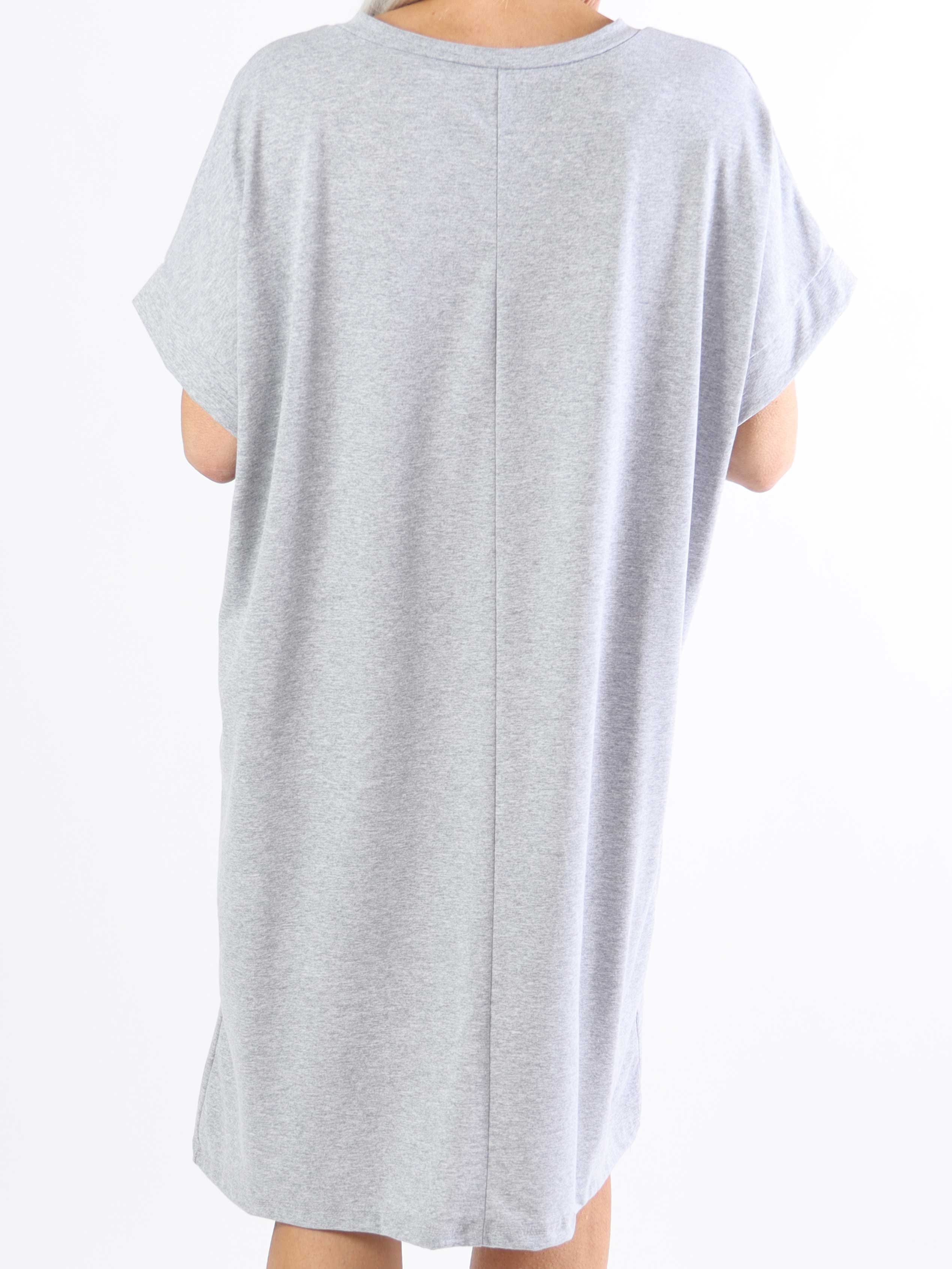 Pernille - Plus size t-shirtklänning i bomull med tryck