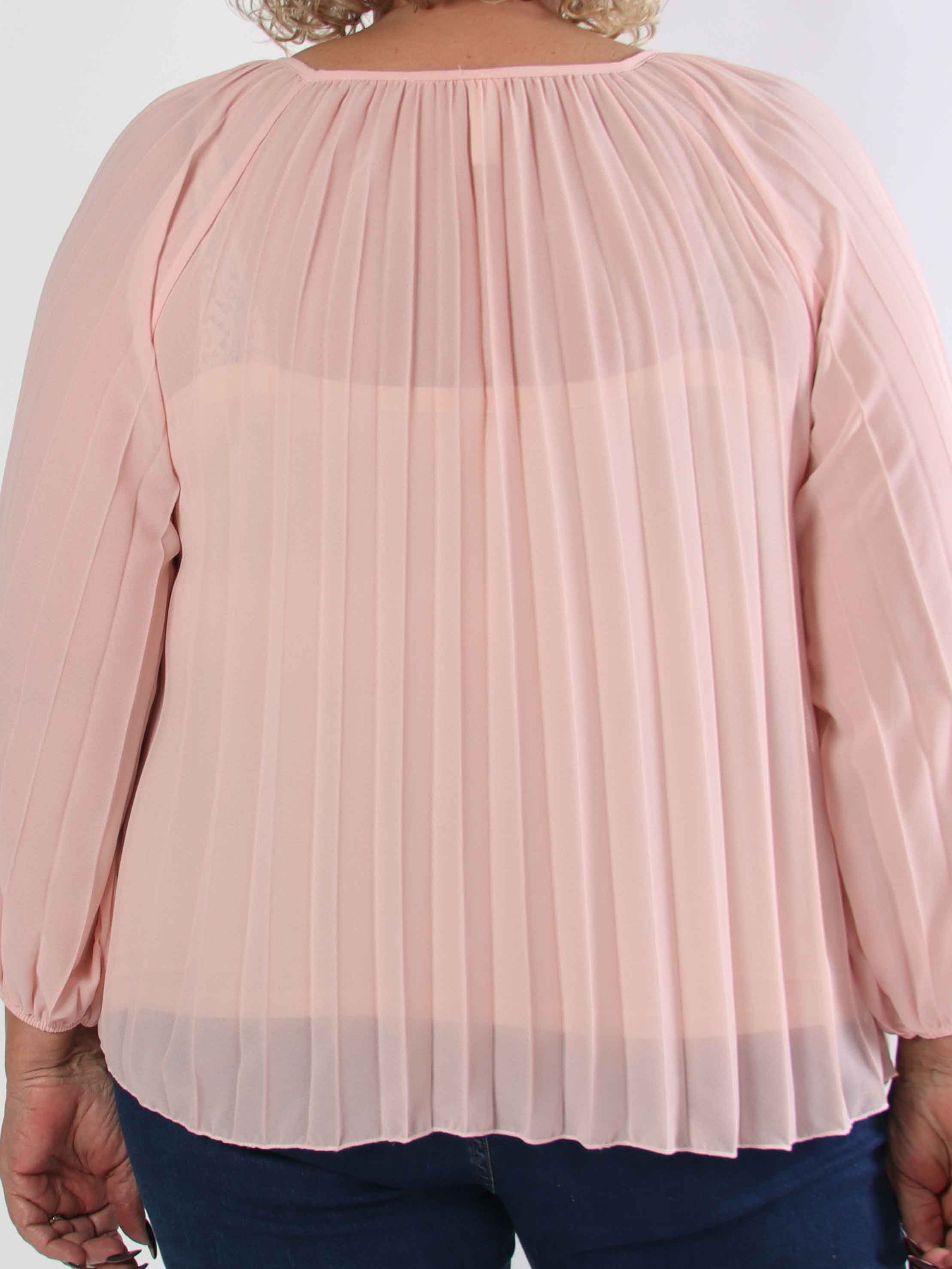 Philippa Shirt - Sød plisseret plus size tunika i semi-transparent chiffon