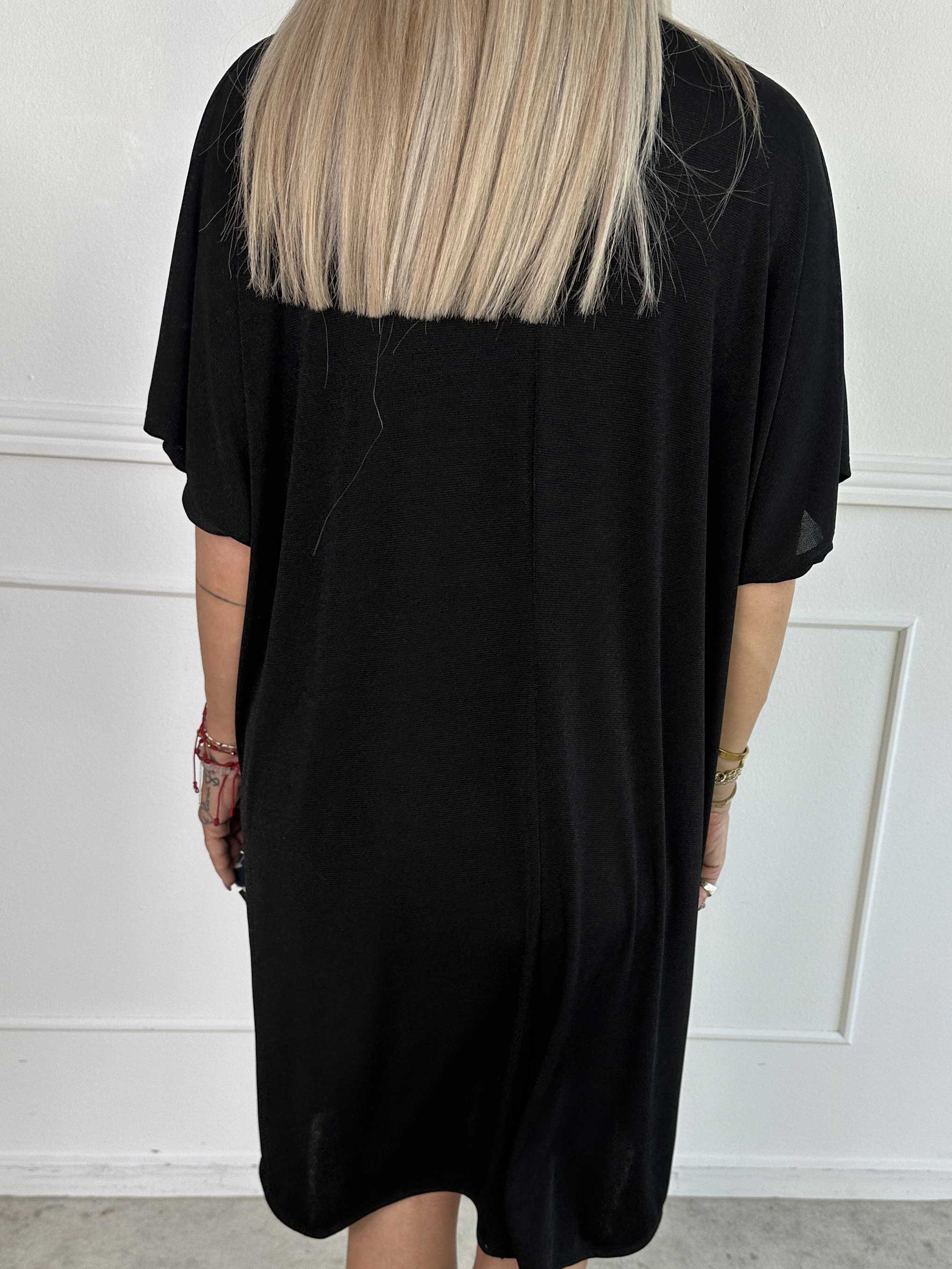 Phoebe - Viskos tunikaklänning i lös passform med strass.