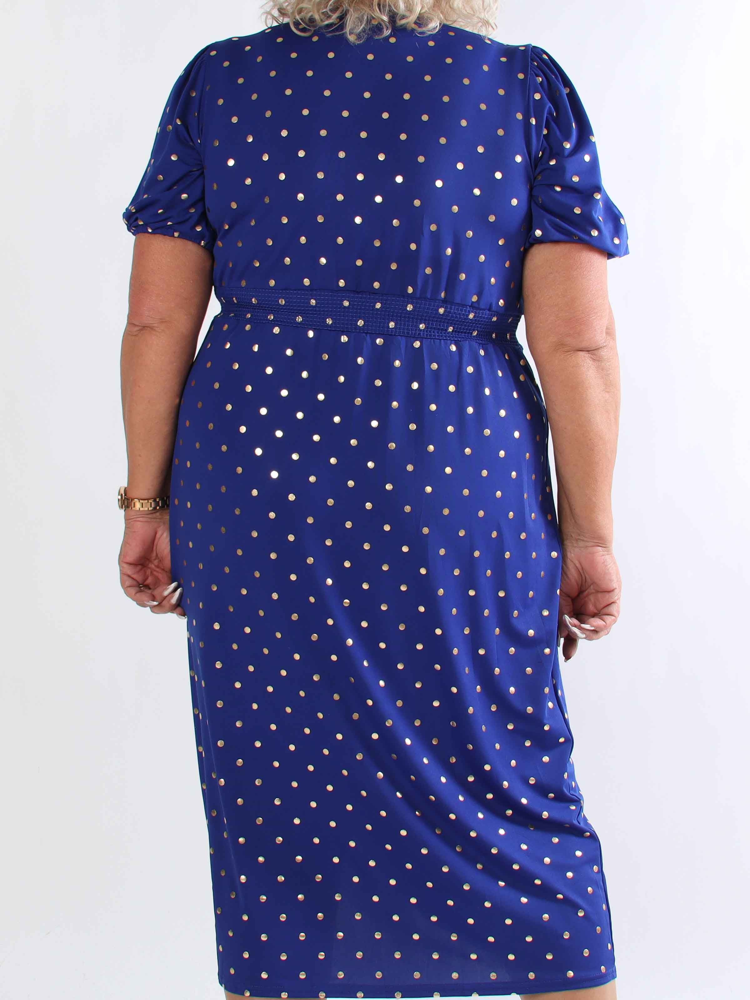 Primula Dust Gold - Plus size klänning i omlott-look med guldprickar