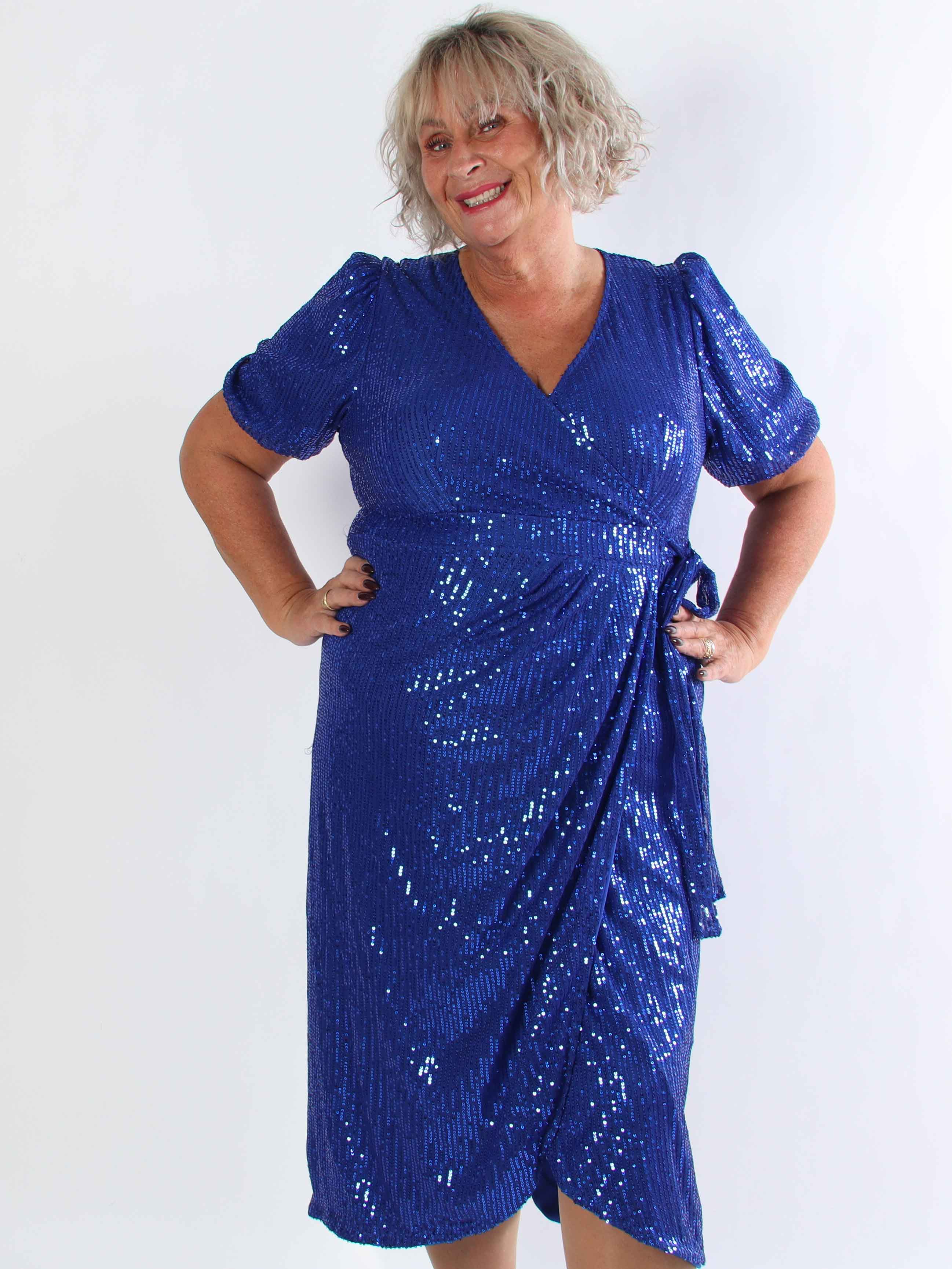 Primula Glitter - Plus size omlottklänning med paljetter