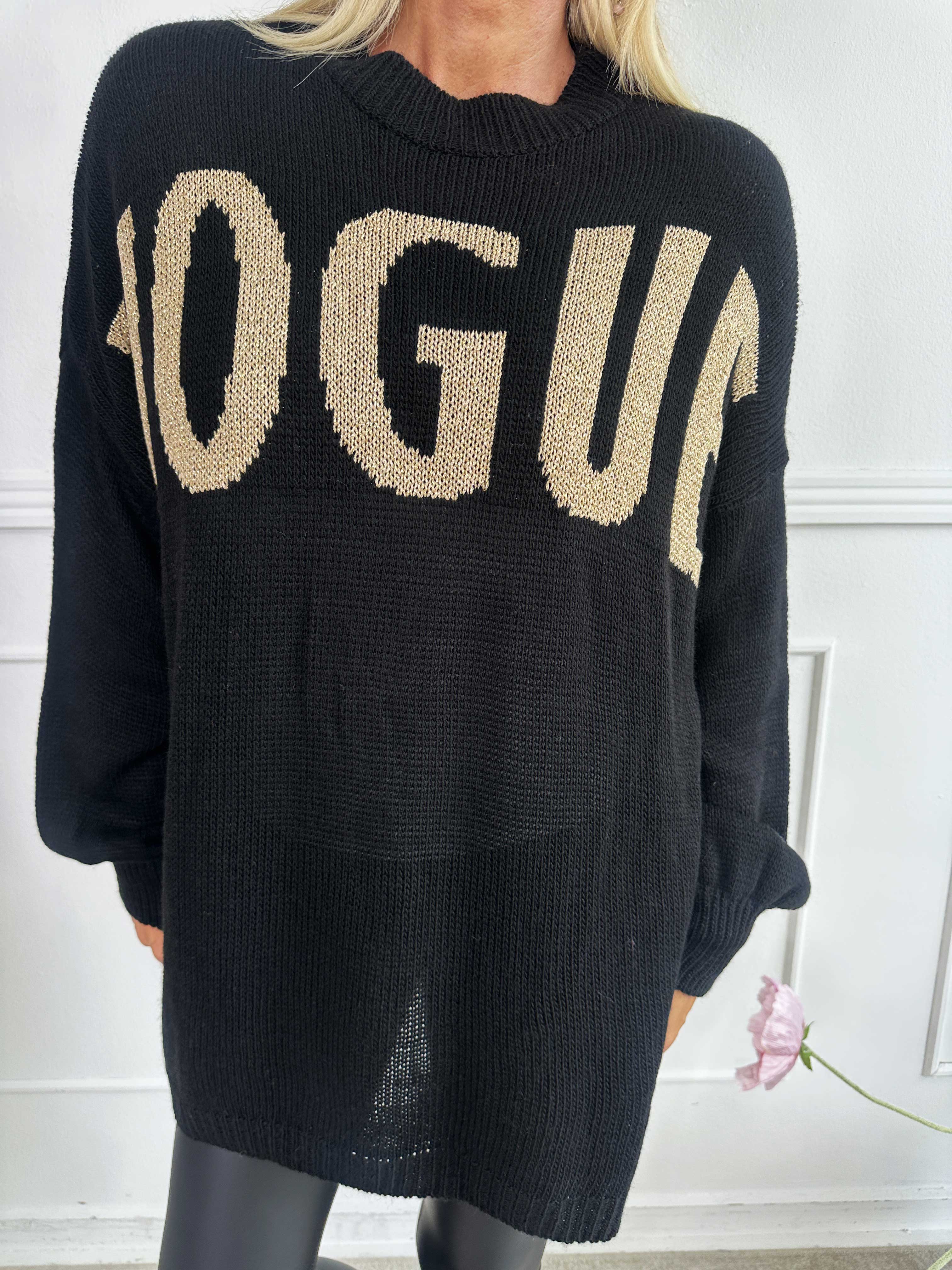 Priscilla - Stickad tröja med VOGUE skrivet i guldglittertråd