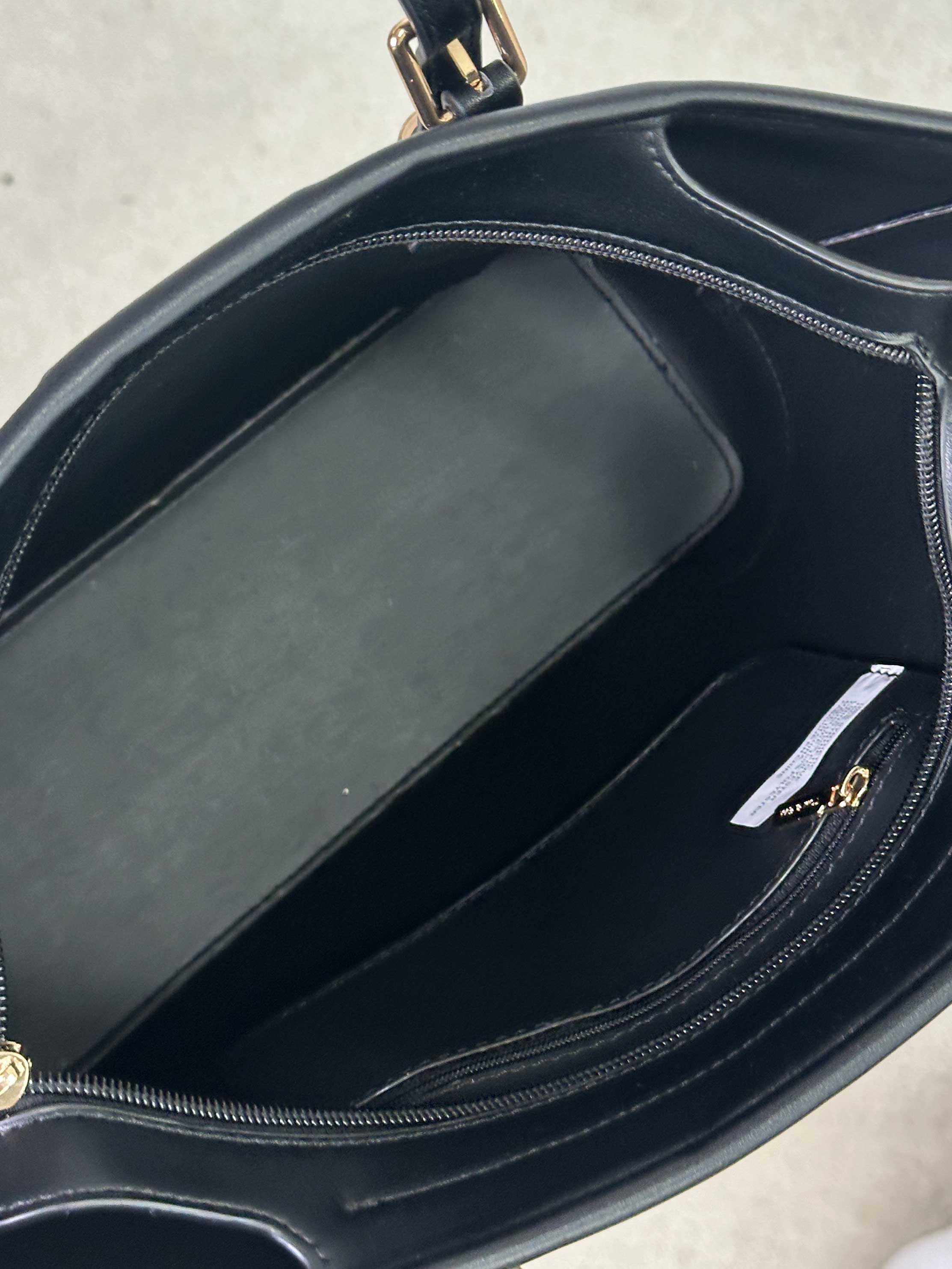 Randi - Shopper bag med justerbara axelband