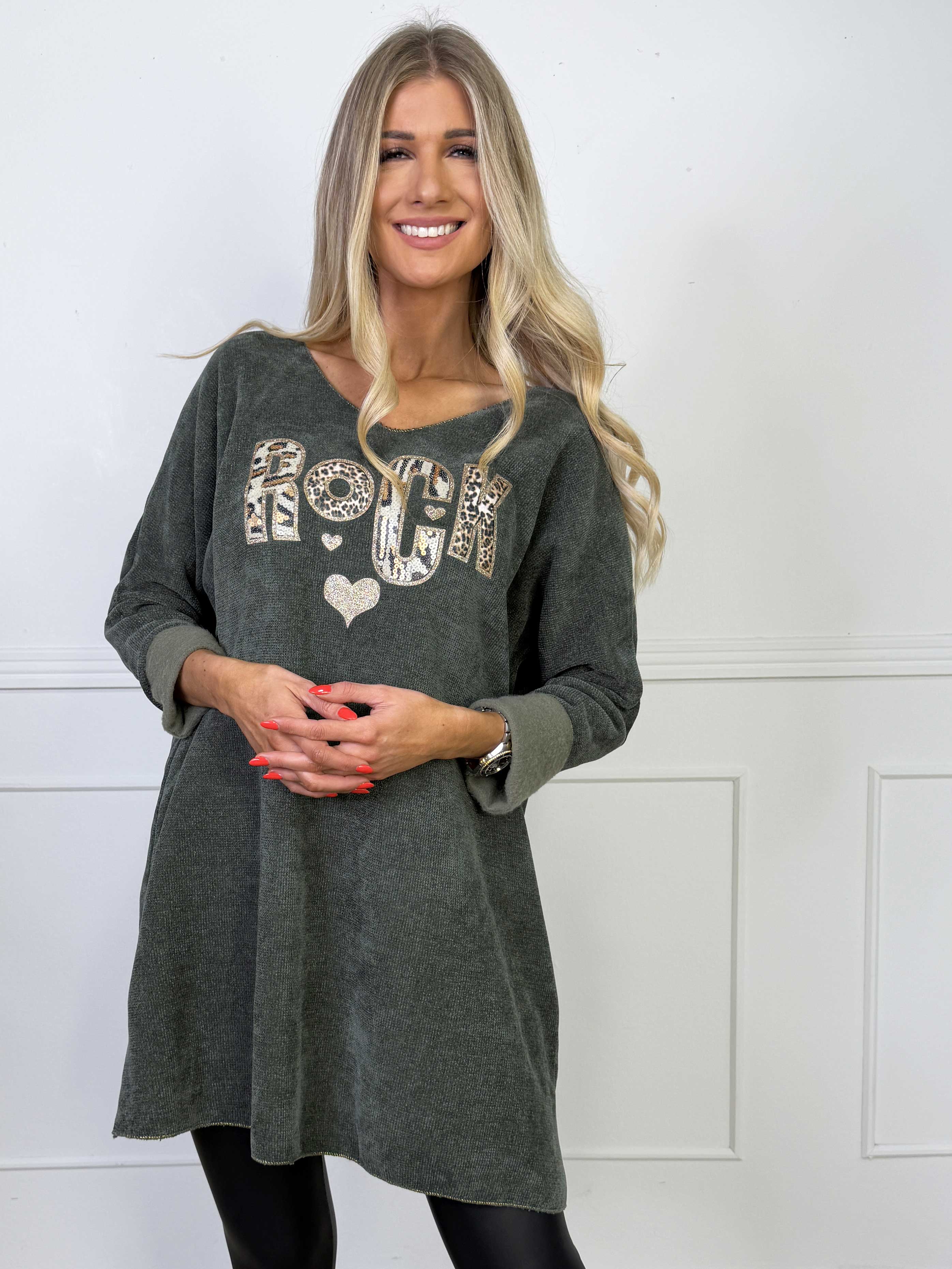 Rocka - Kort kjole i blød strik med motiv